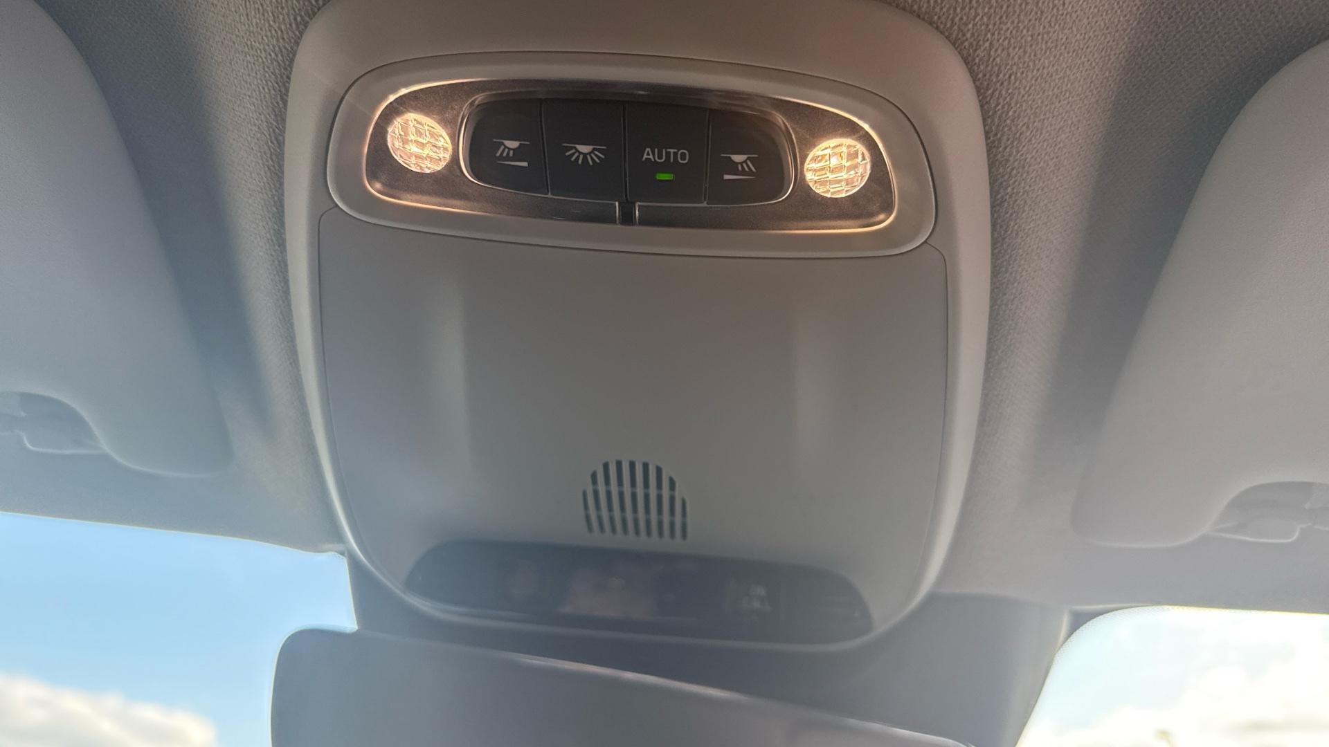 Volvo XC40 Image 28