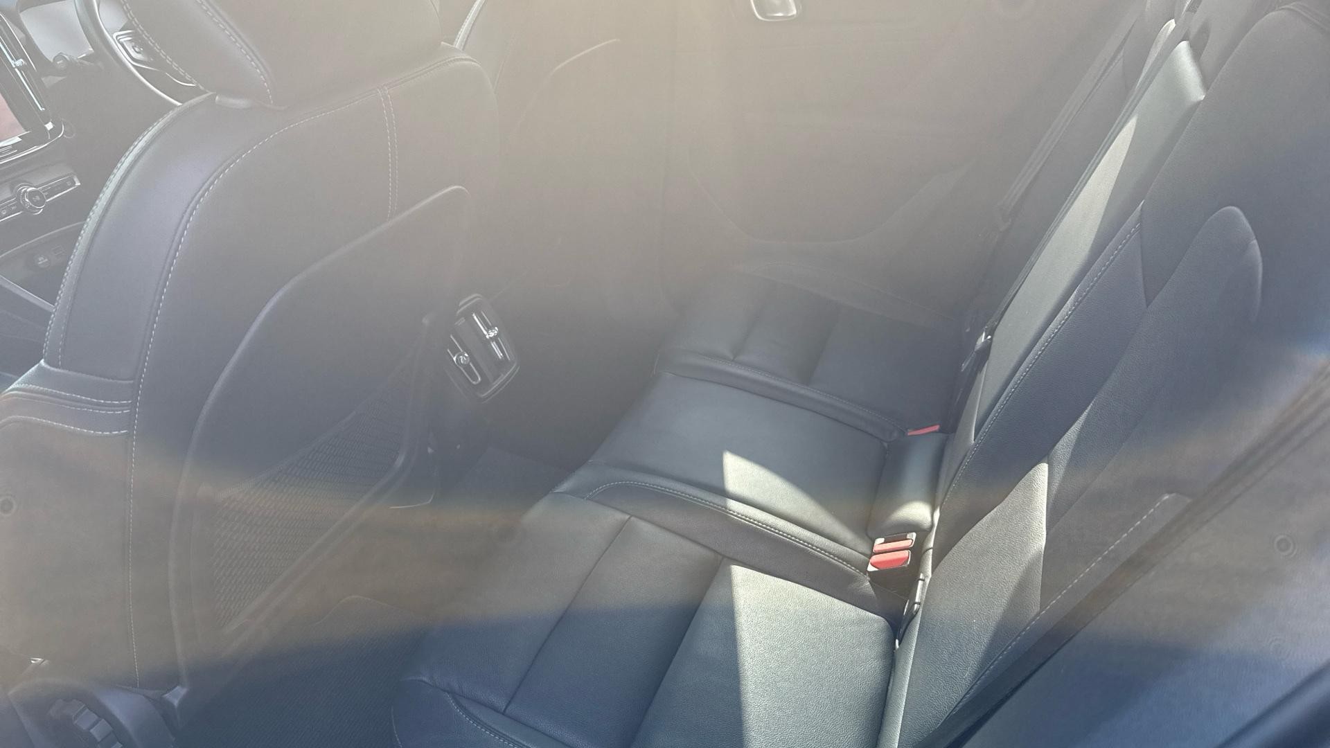 Volvo XC40 Image 33