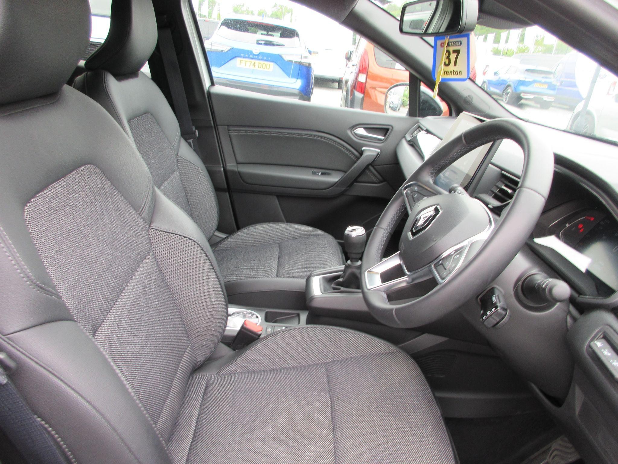 Renault Captur Image 11