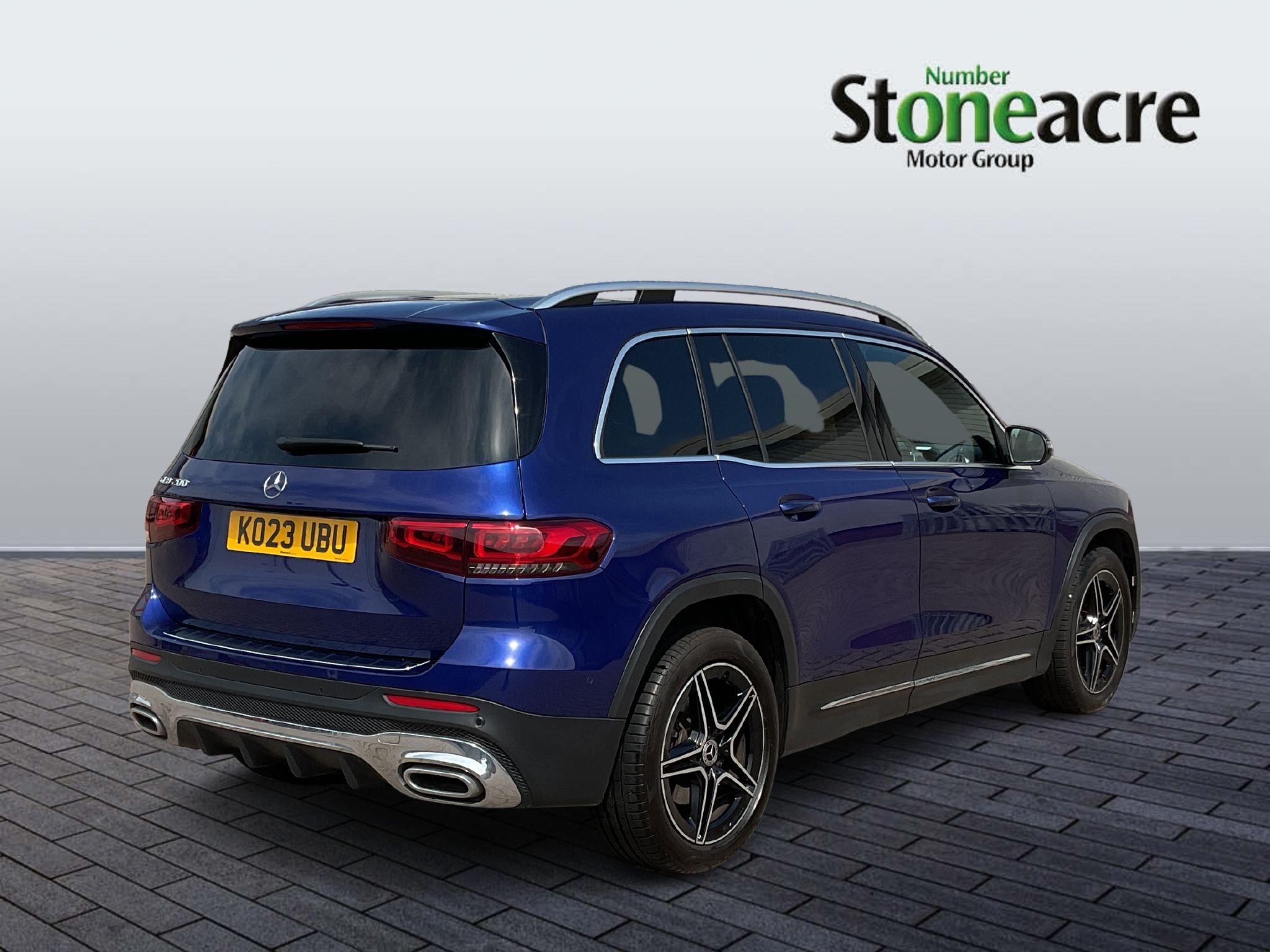 Mercedes-Benz GLB Image 3