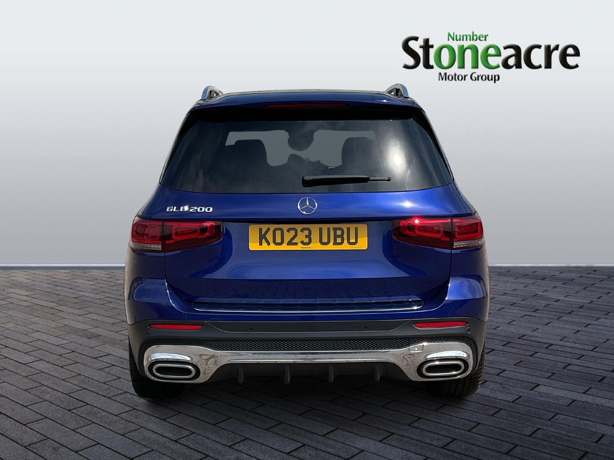 Mercedes-Benz GLB Image 4