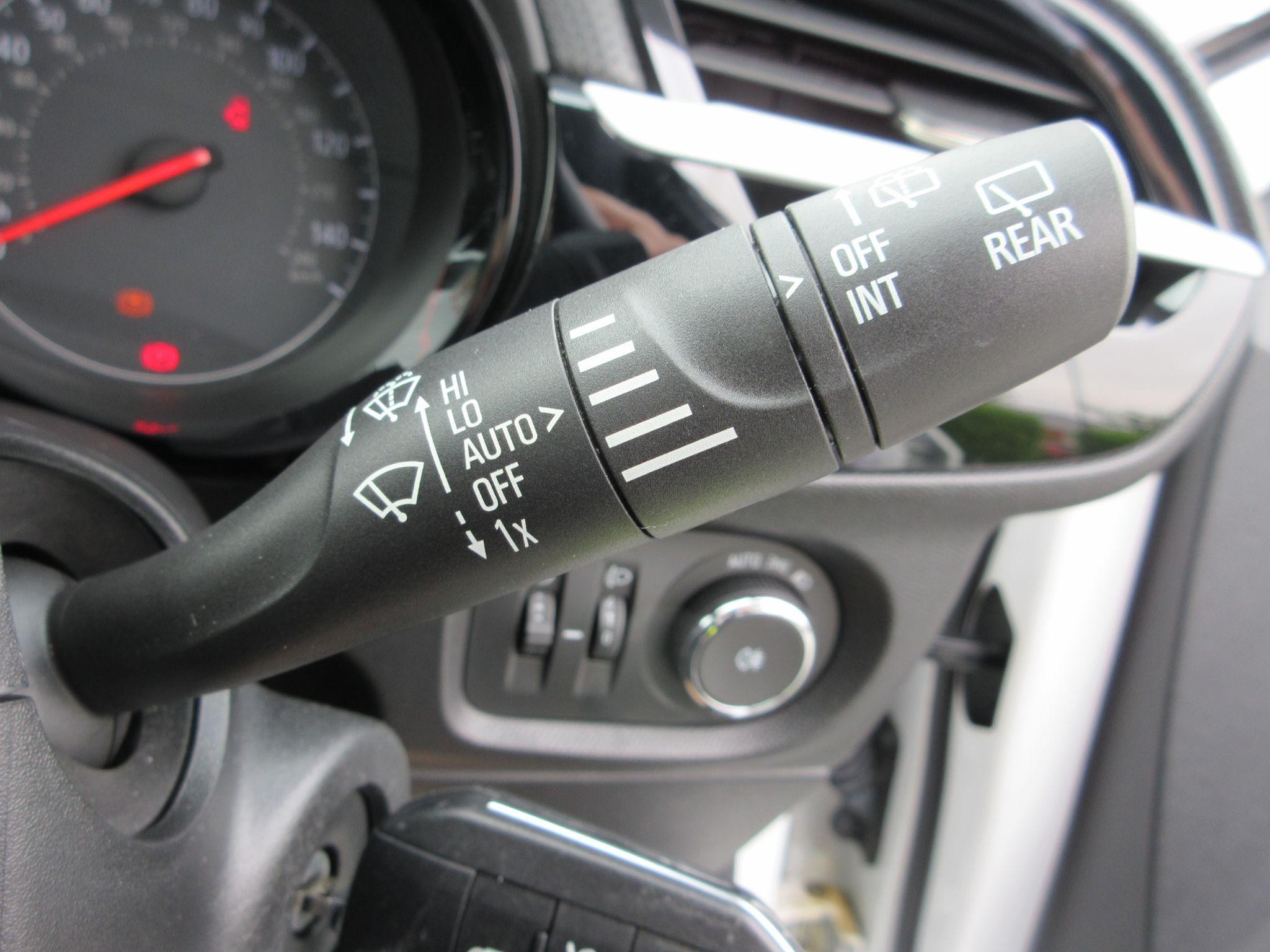 Vauxhall Corsa Image 18