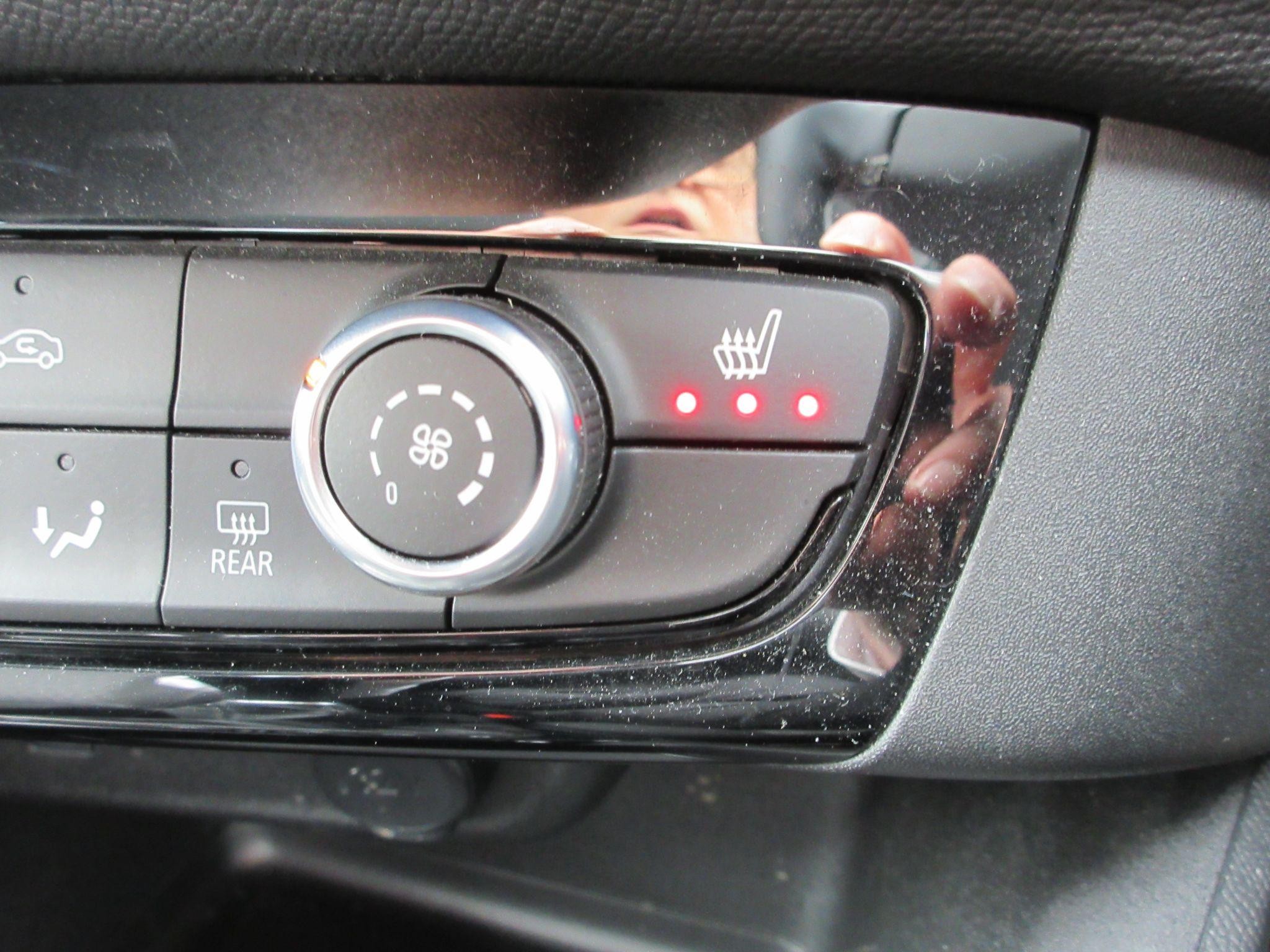 Vauxhall Corsa Image 20