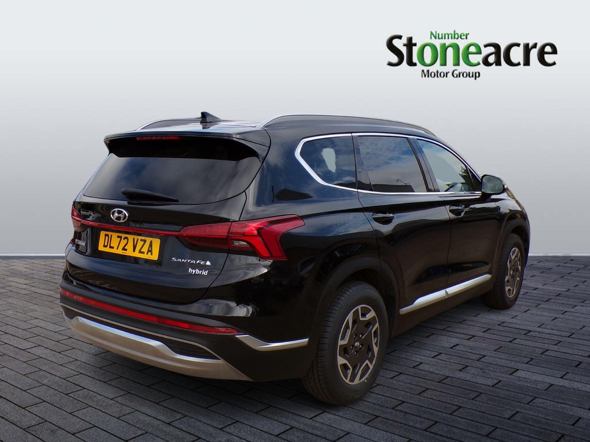 Hyundai SANTA FE Image 3