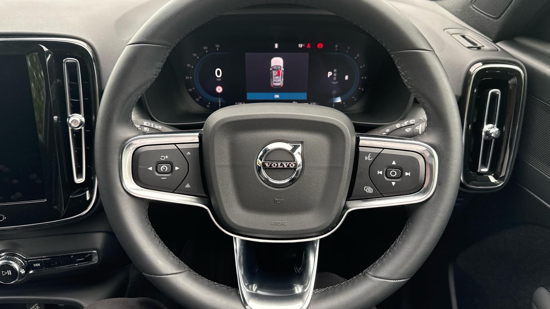 Volvo XC40 Image 11