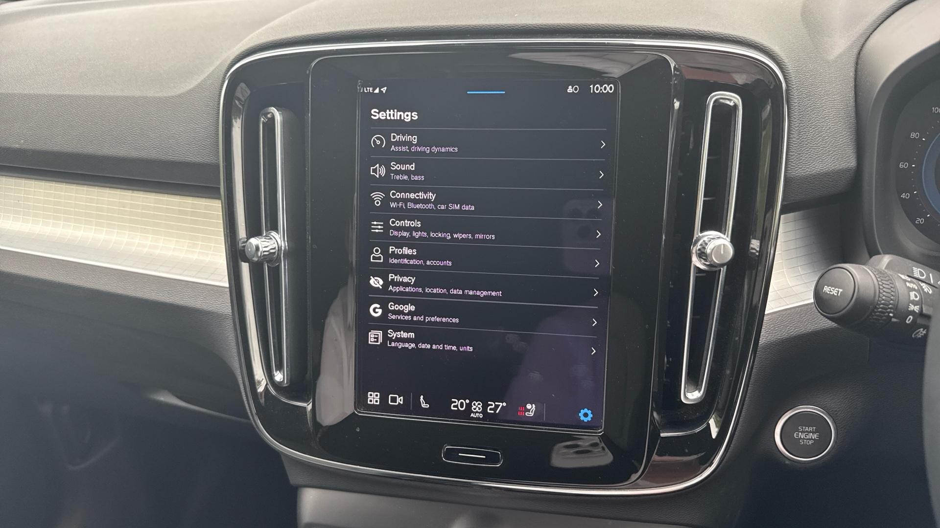 Volvo XC40 Image 16