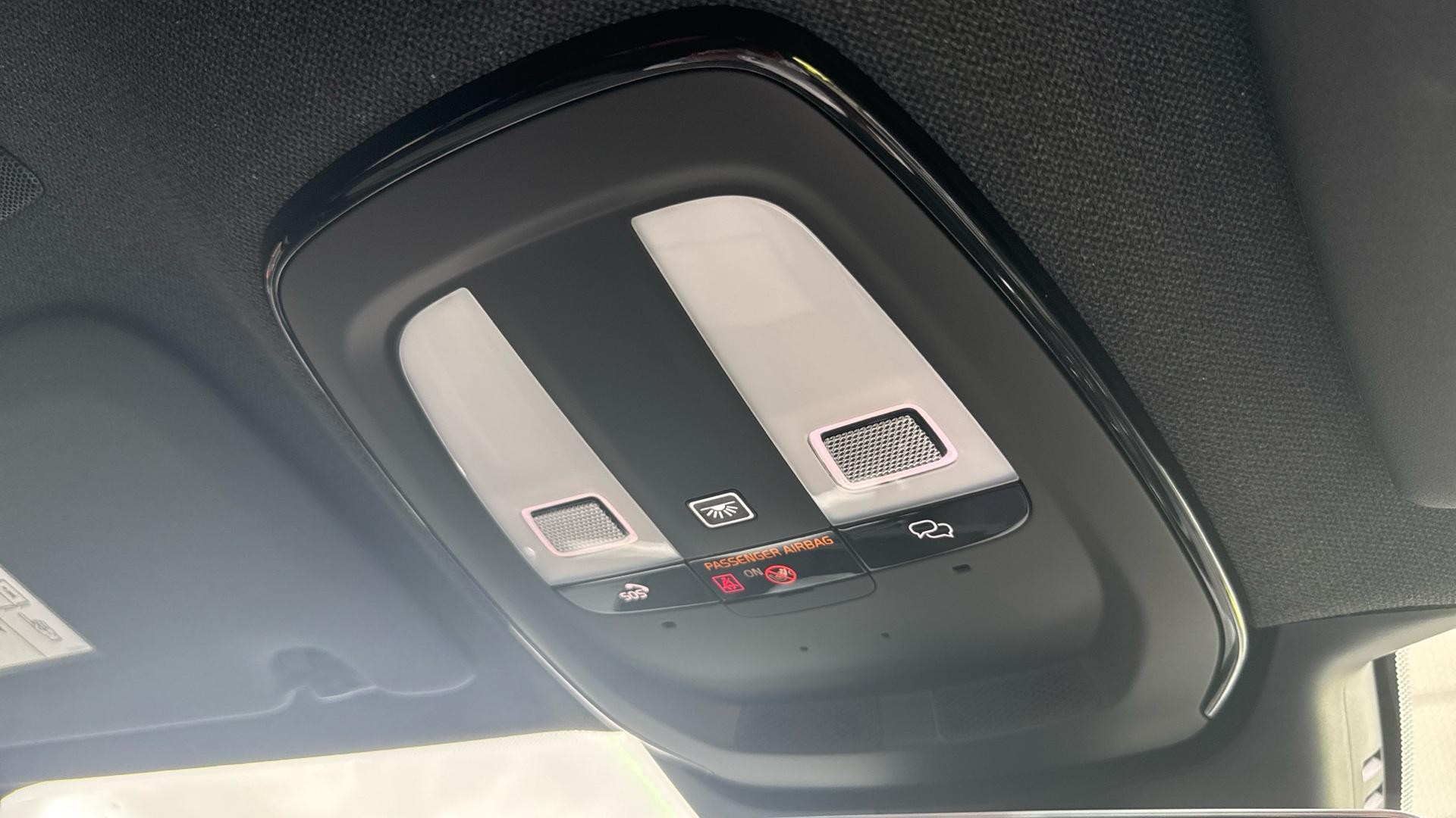 Volvo XC40 Image 23