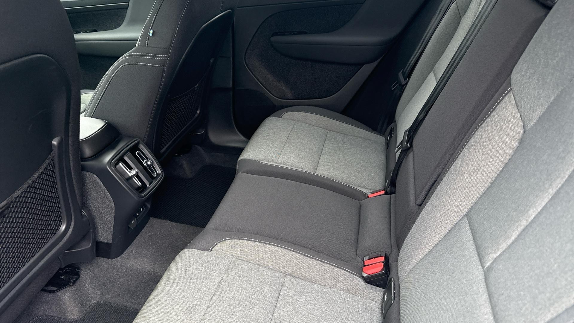 Volvo XC40 Image 25