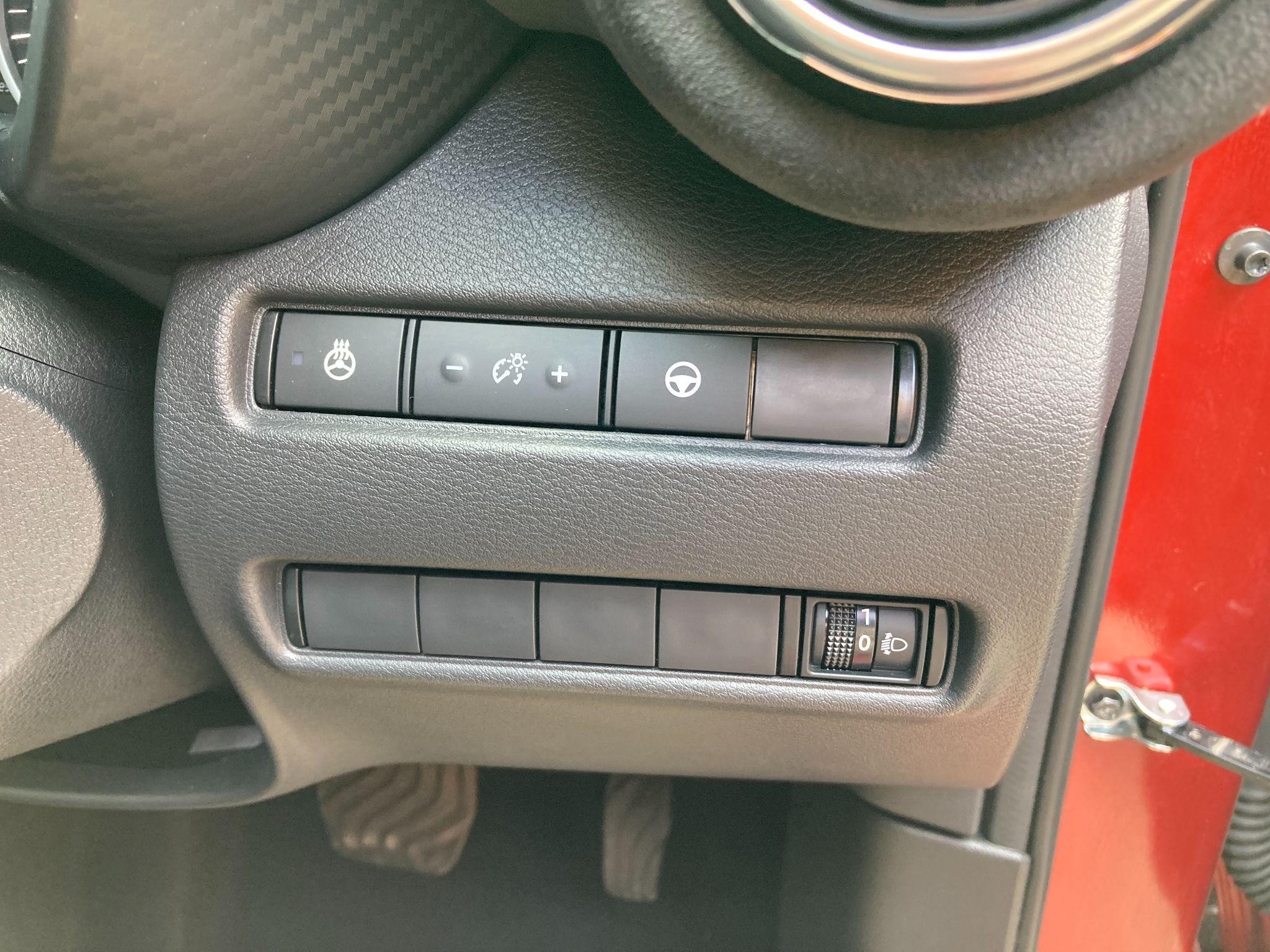 Nissan Juke Image 44