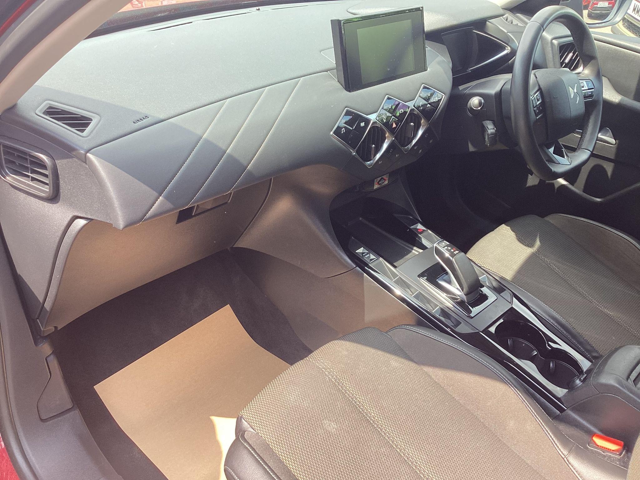 DS AUTOMOBILES DS 3 CROSSBACK Image 15