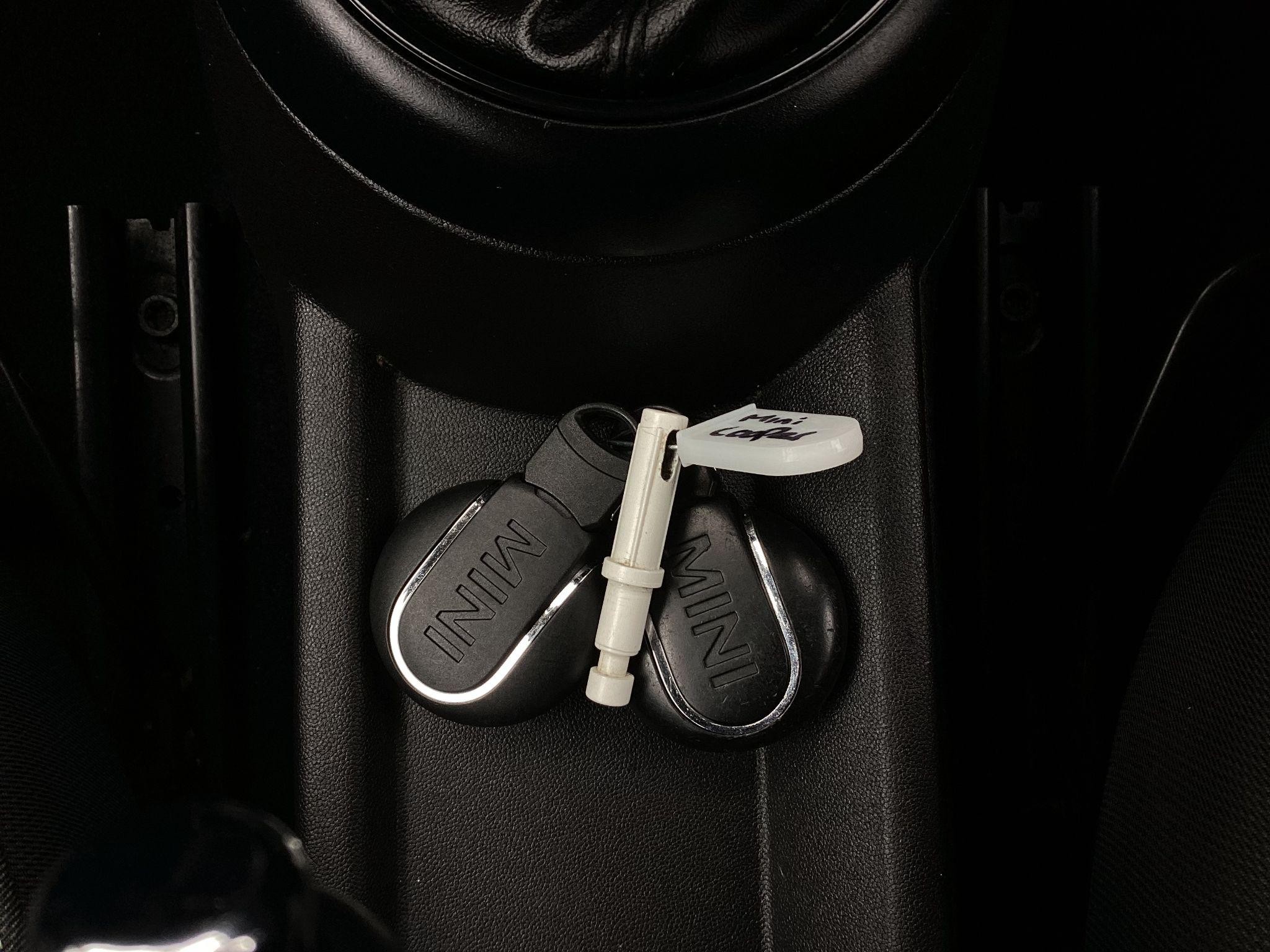 MINI Hatch Image 28