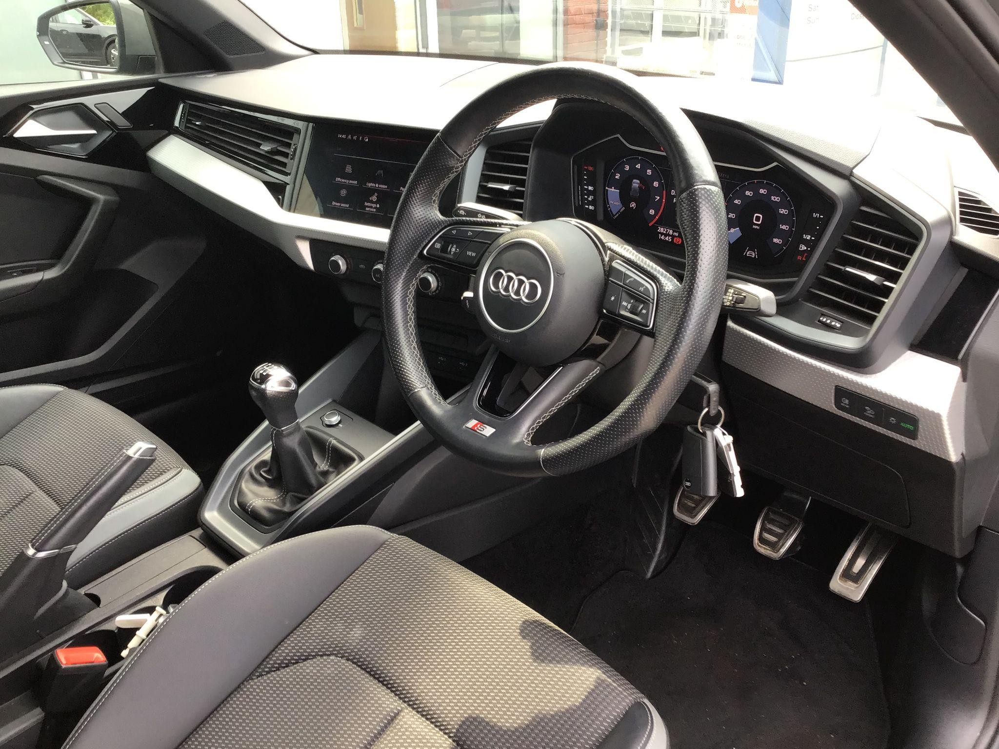 Audi A1 Image 11