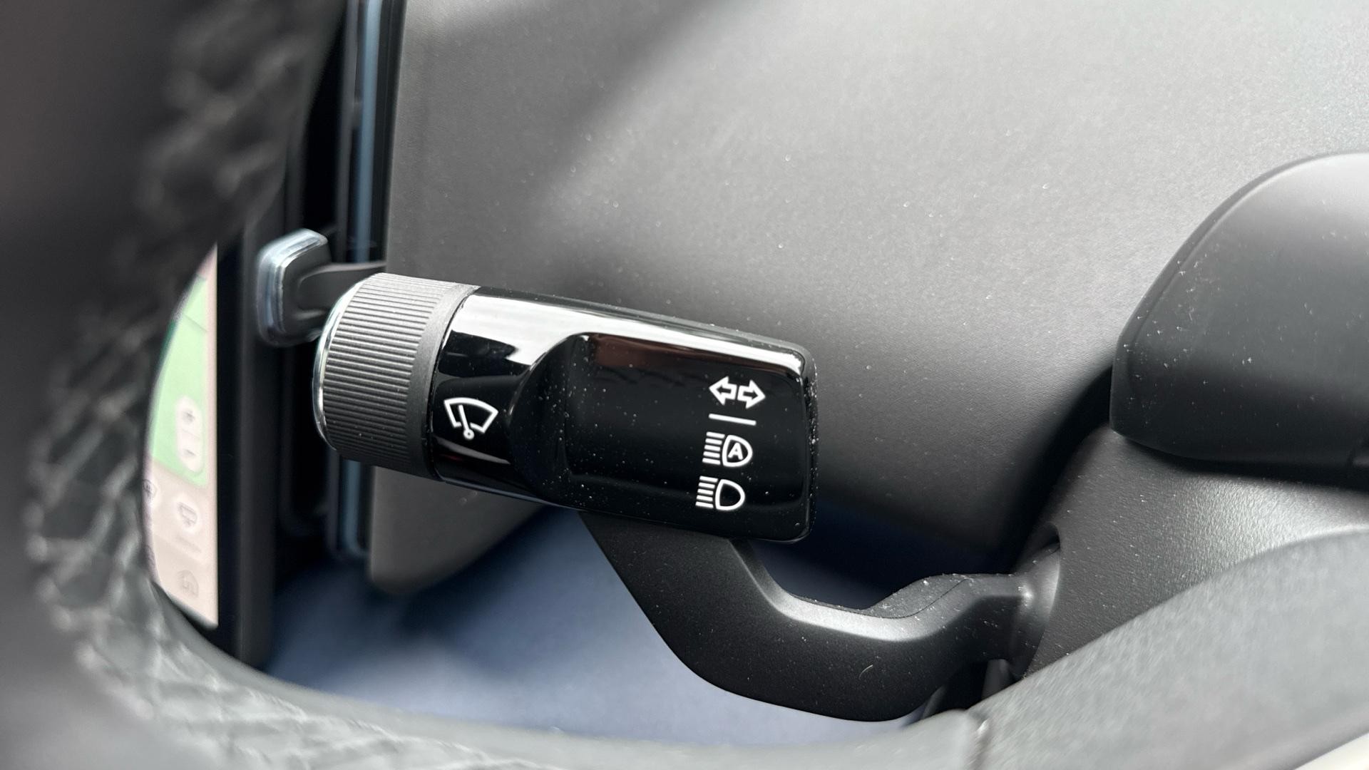 Volvo EX30 Image 28