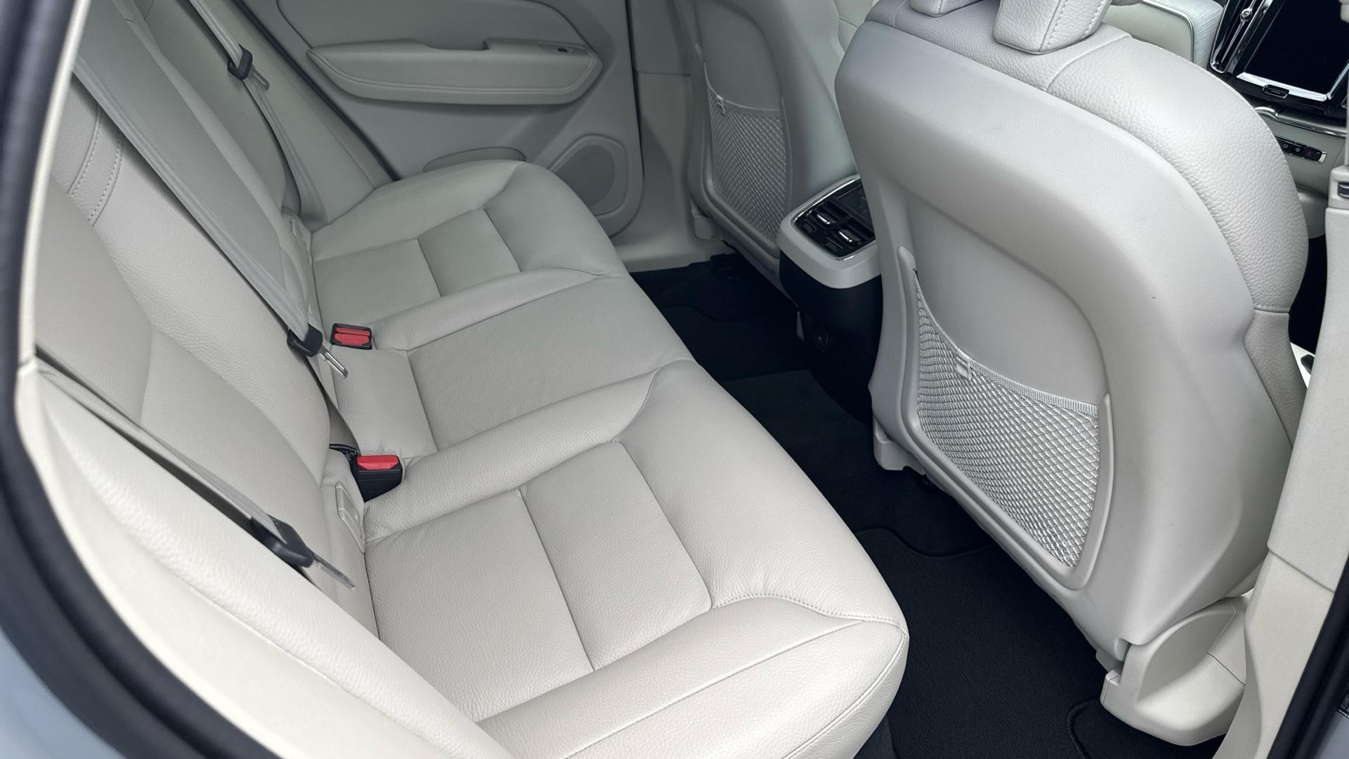 Volvo XC60 Image 6