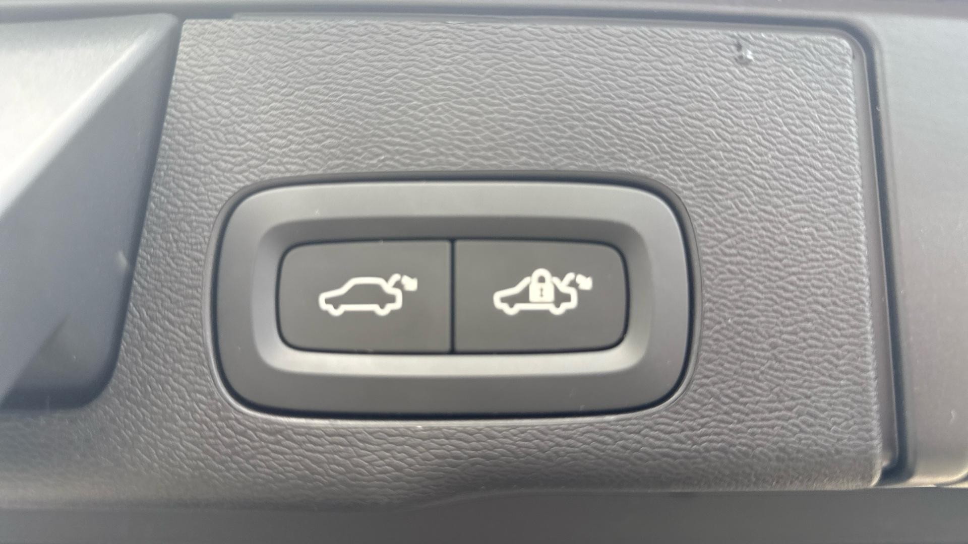 Volvo XC60 Image 26