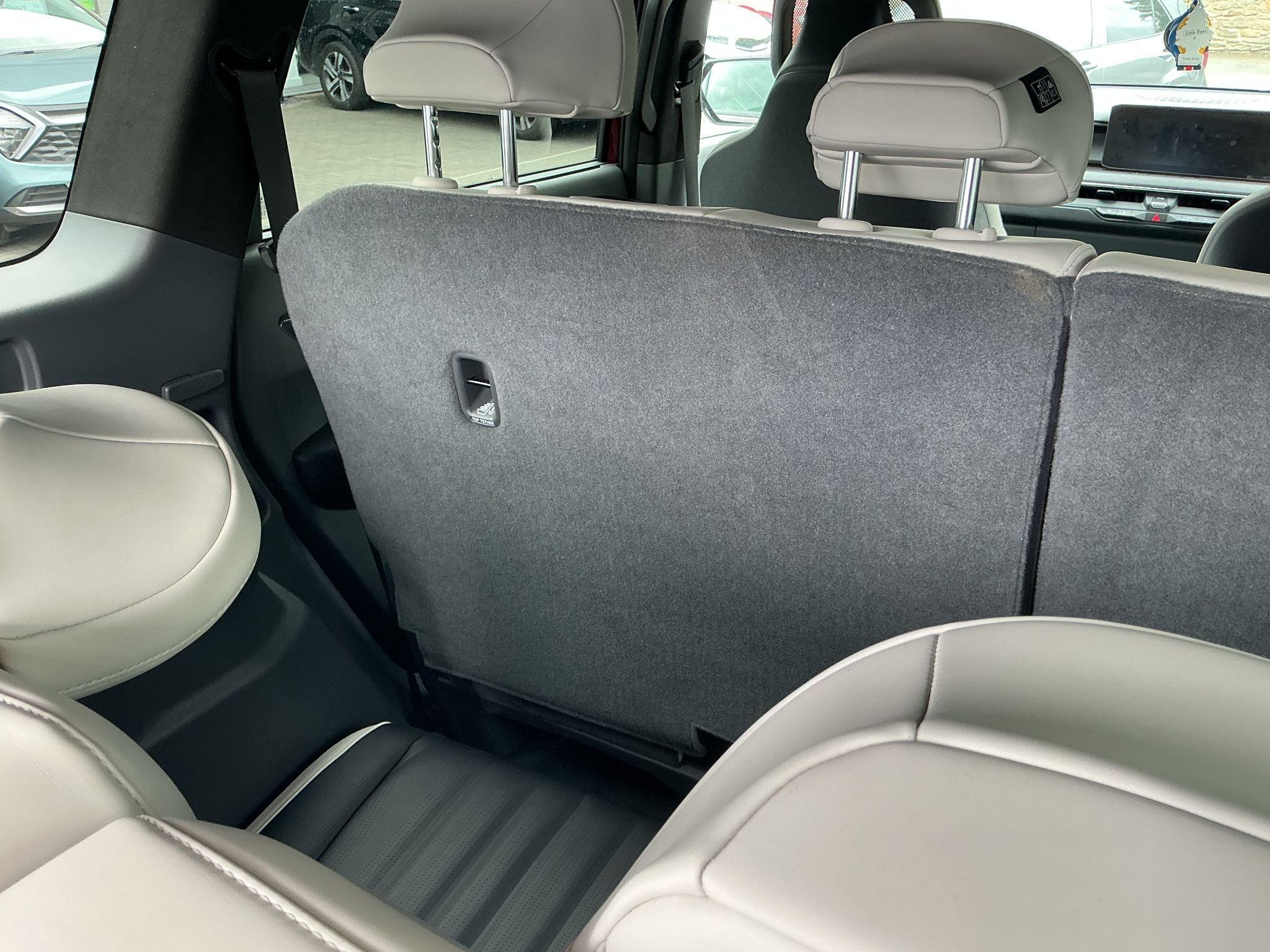 Kia EV9 Image 18