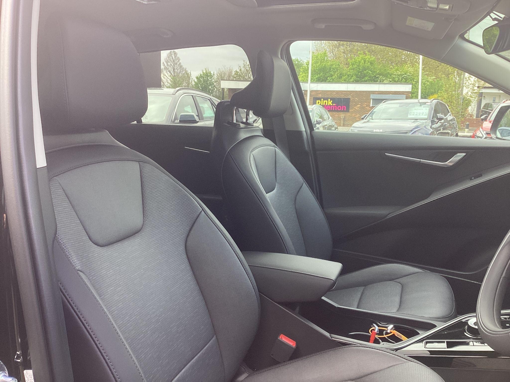 Kia Niro Image 12