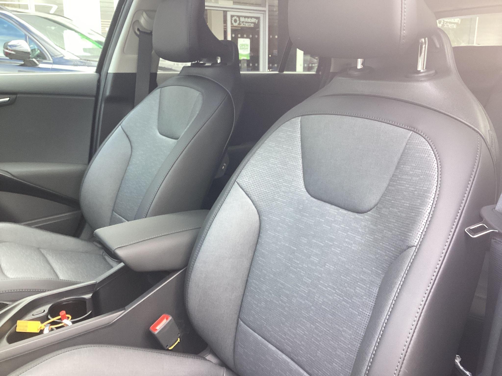 Kia Niro Image 40