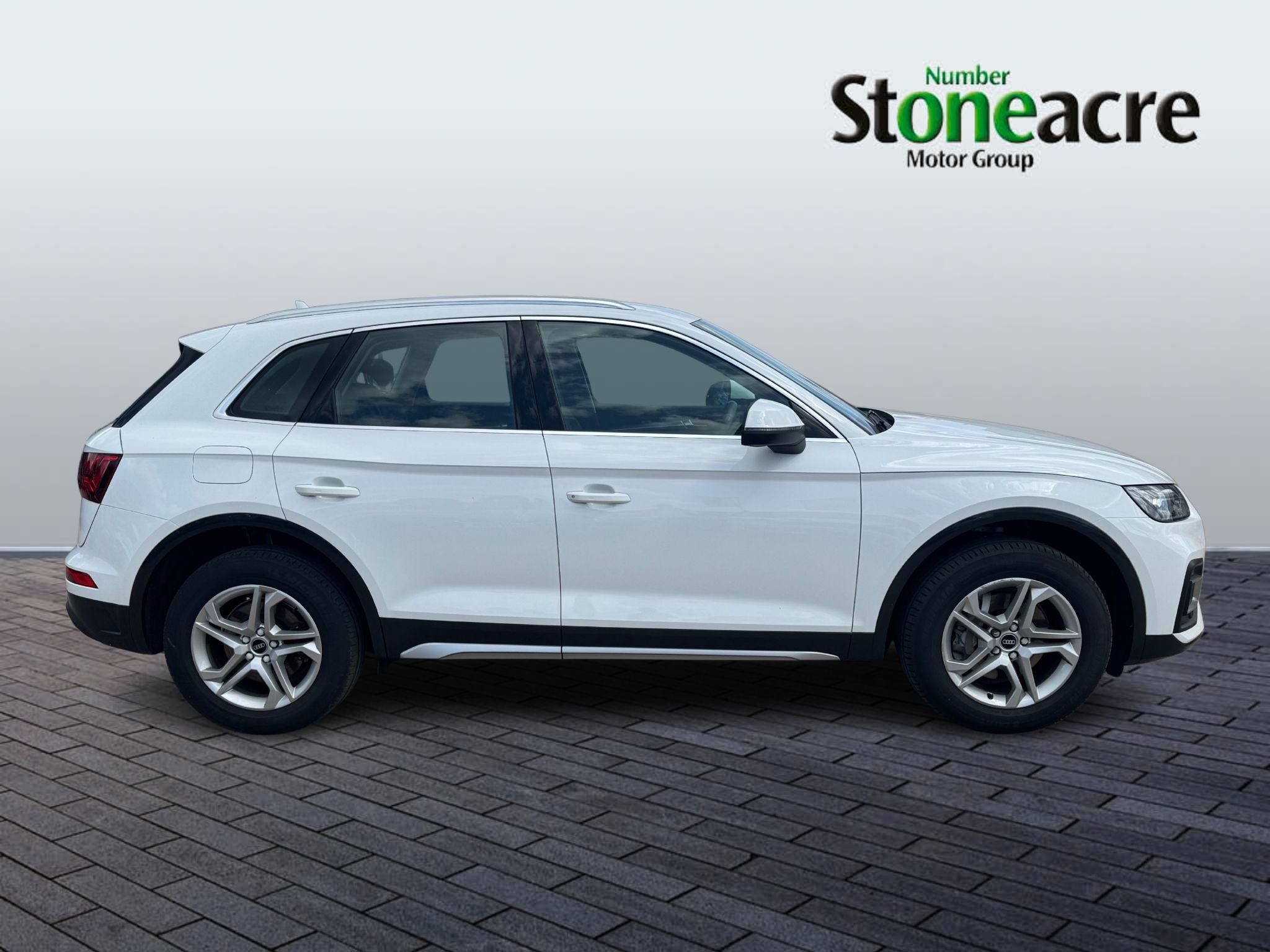 Audi Q5 Image 2
