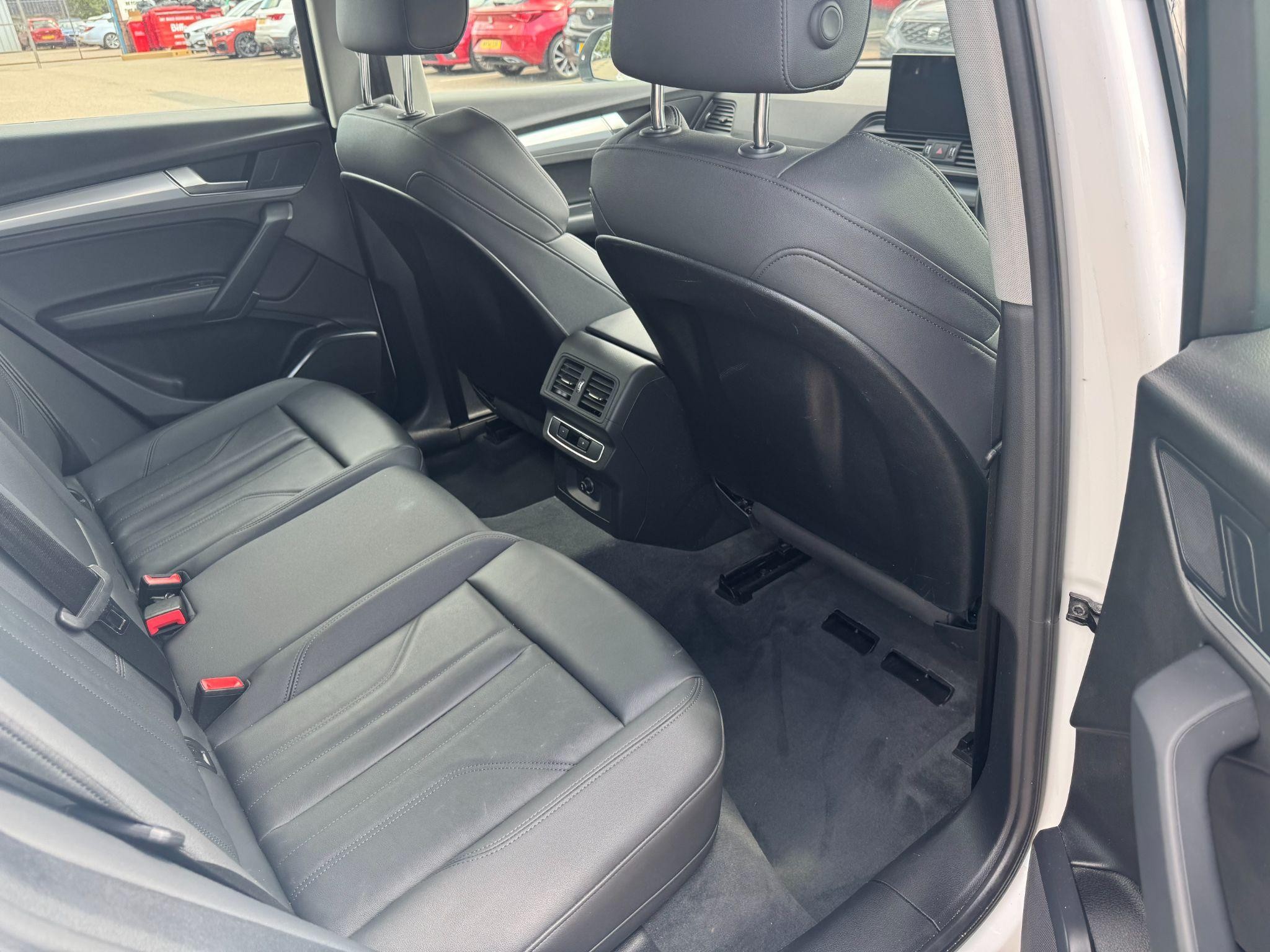 Audi Q5 Image 13