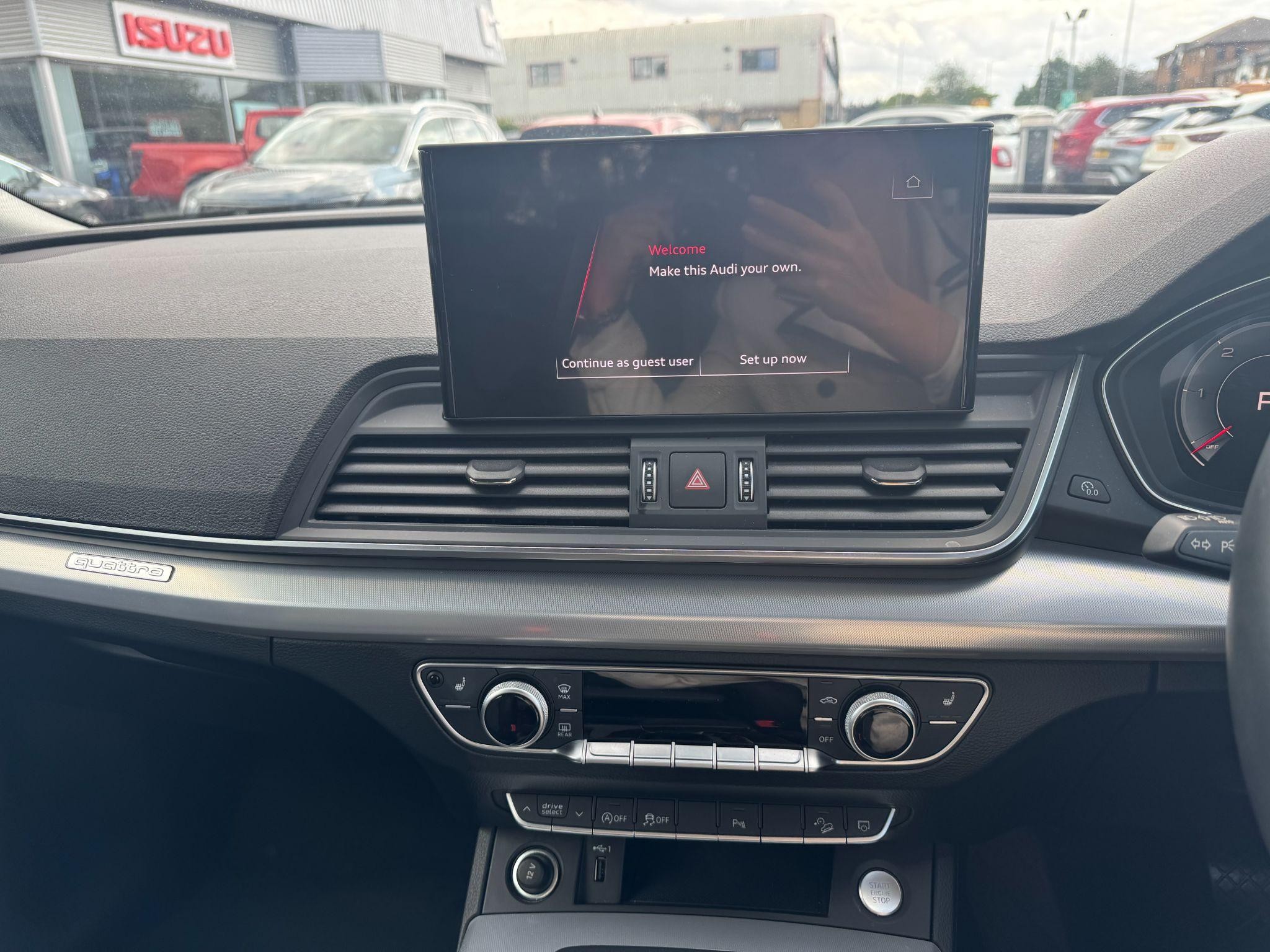 Audi Q5 Image 17