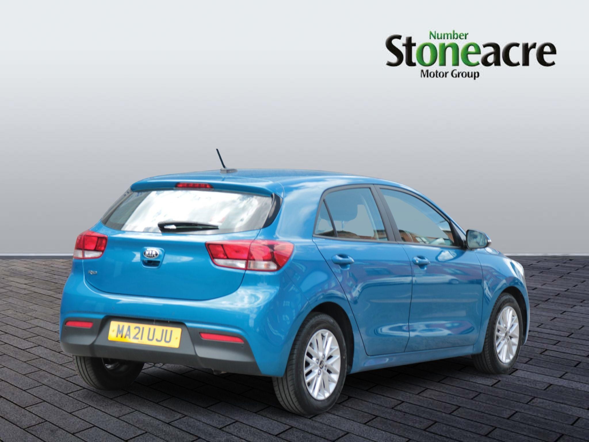 Kia Rio Image 3