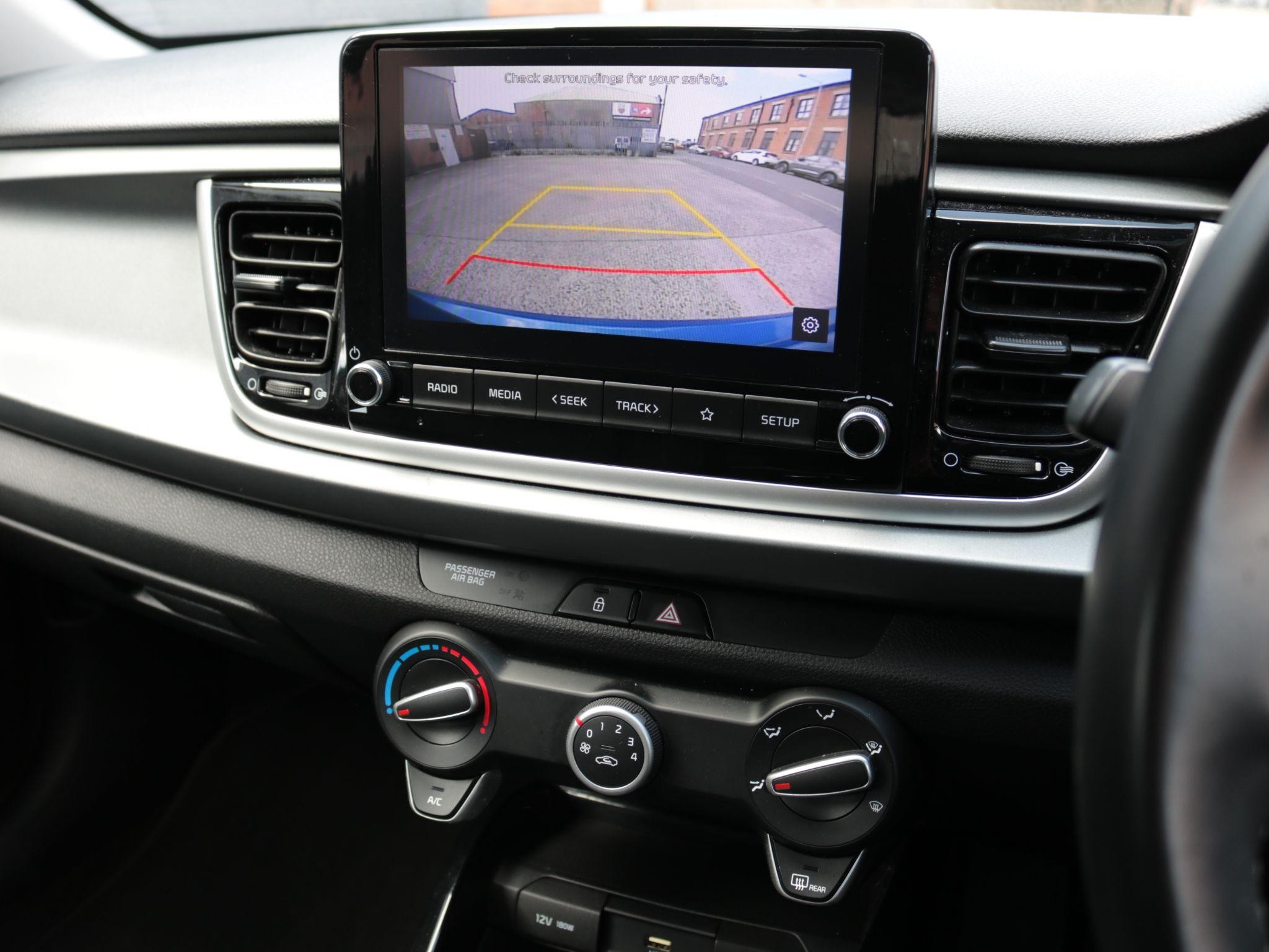 Kia Rio Image 17