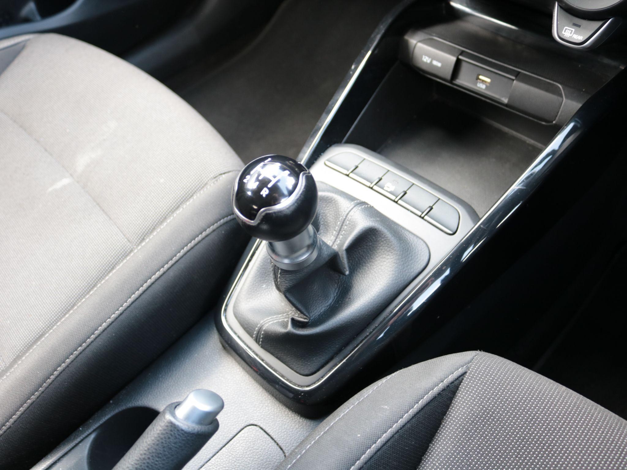 Kia Rio Image 19