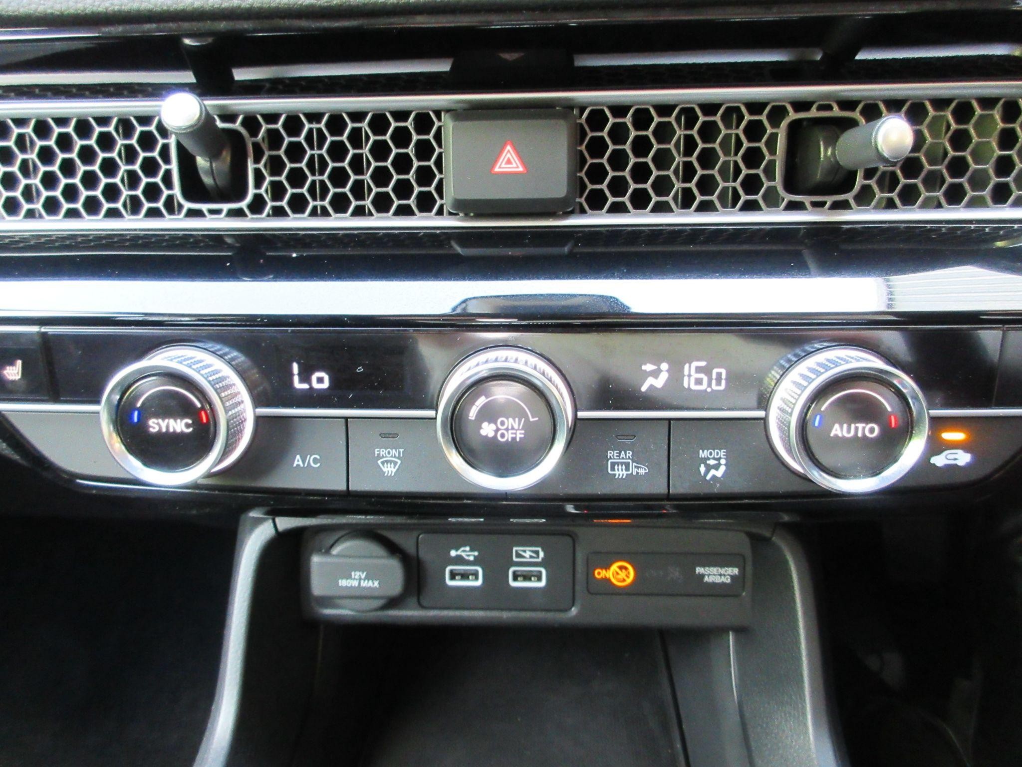 Honda Civic Image 34