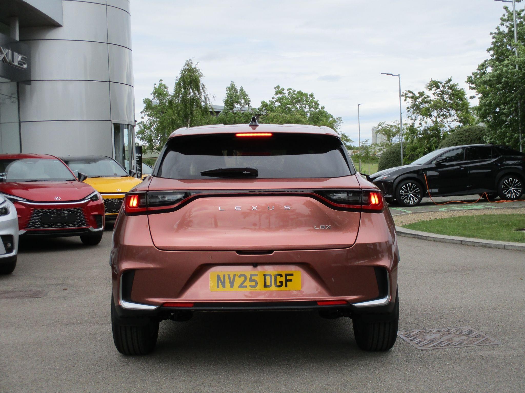 Lexus LBX Image 7