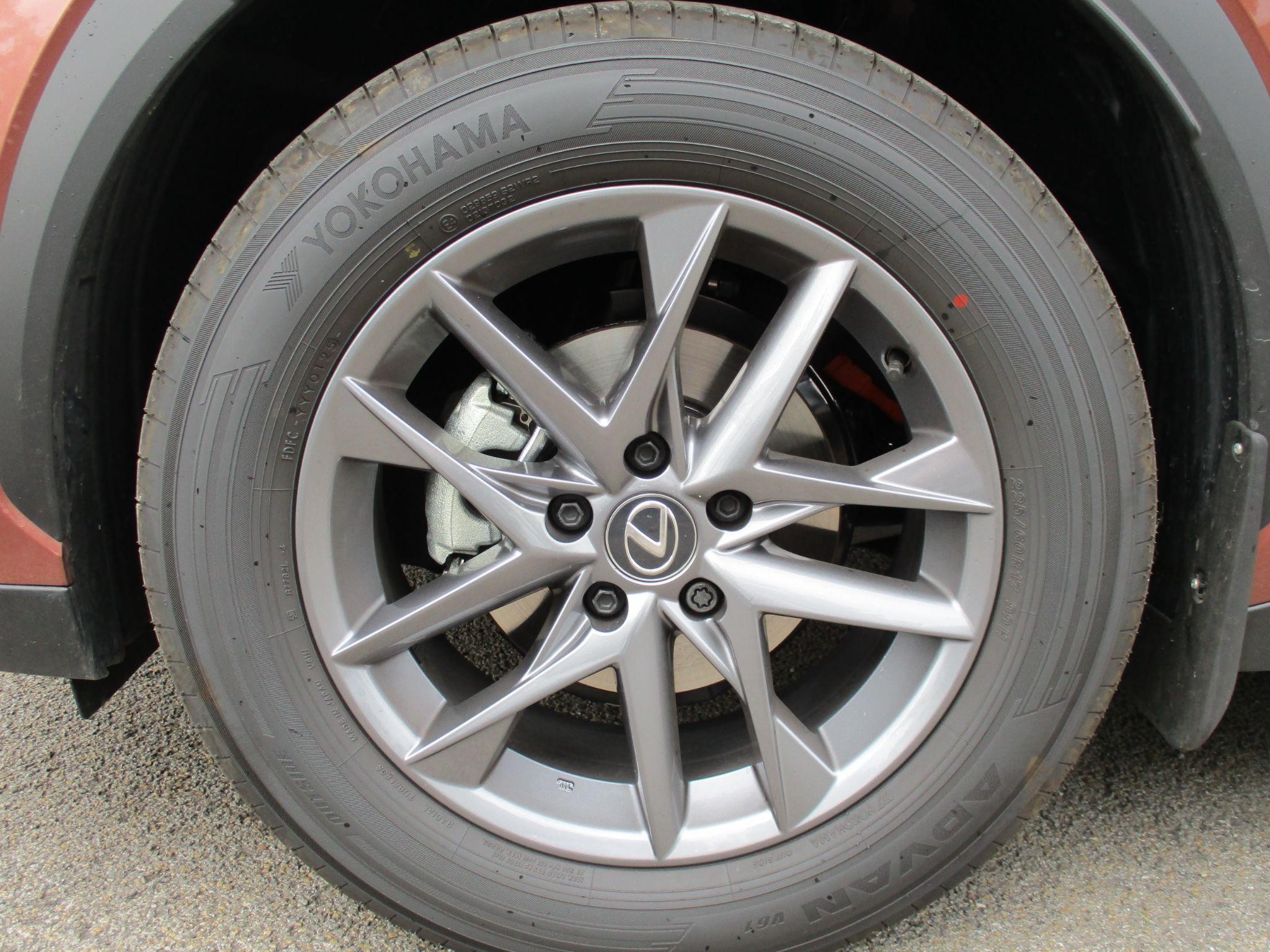 Lexus LBX Image 12