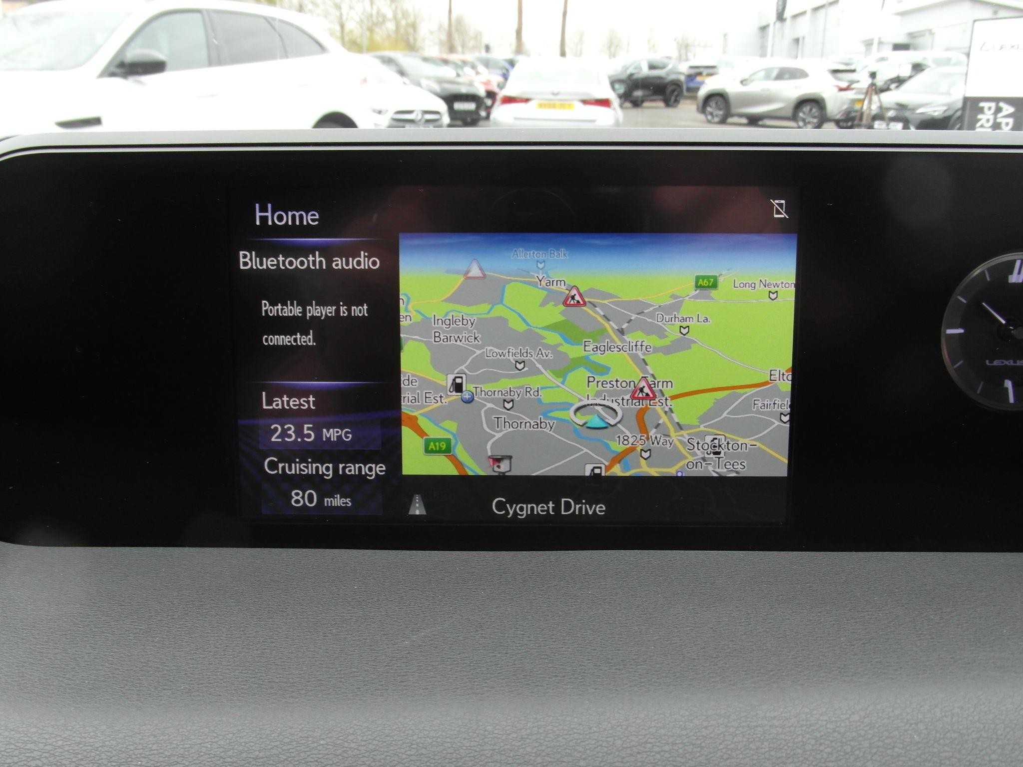 Lexus UX Self-Charging Hybrid Image 14