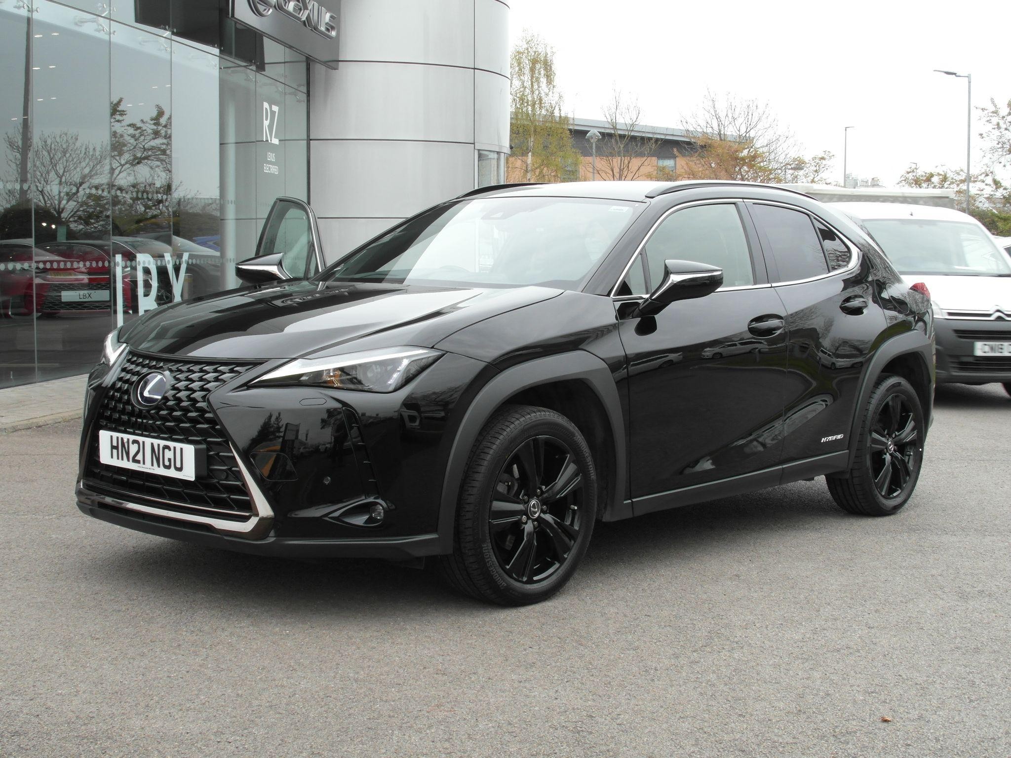Lexus UX Self-Charging Hybrid Image 31