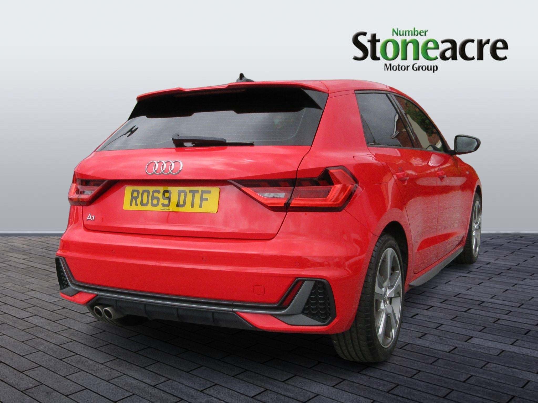 Audi A1 Image 8