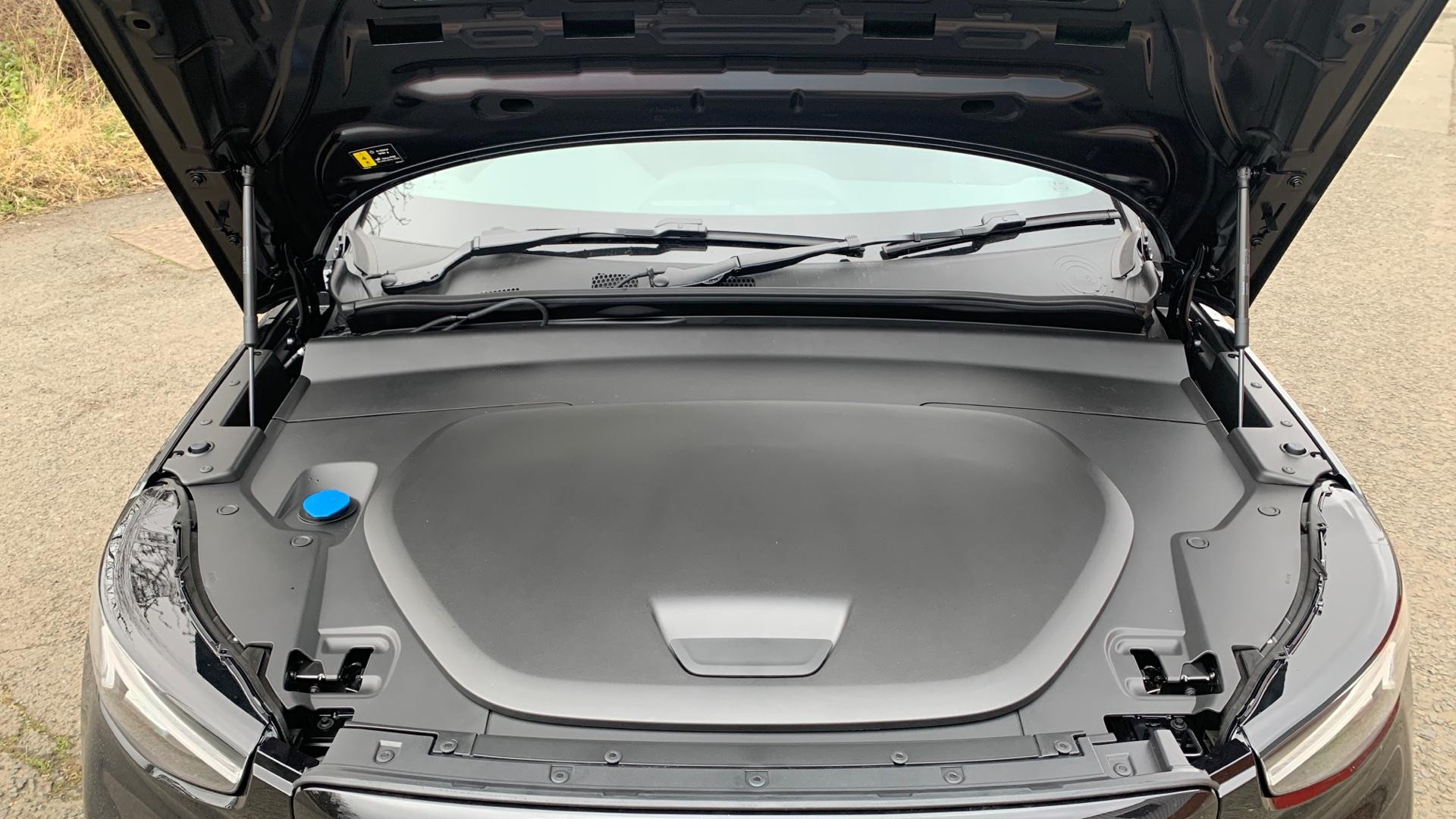 Volvo EX40 Image 34