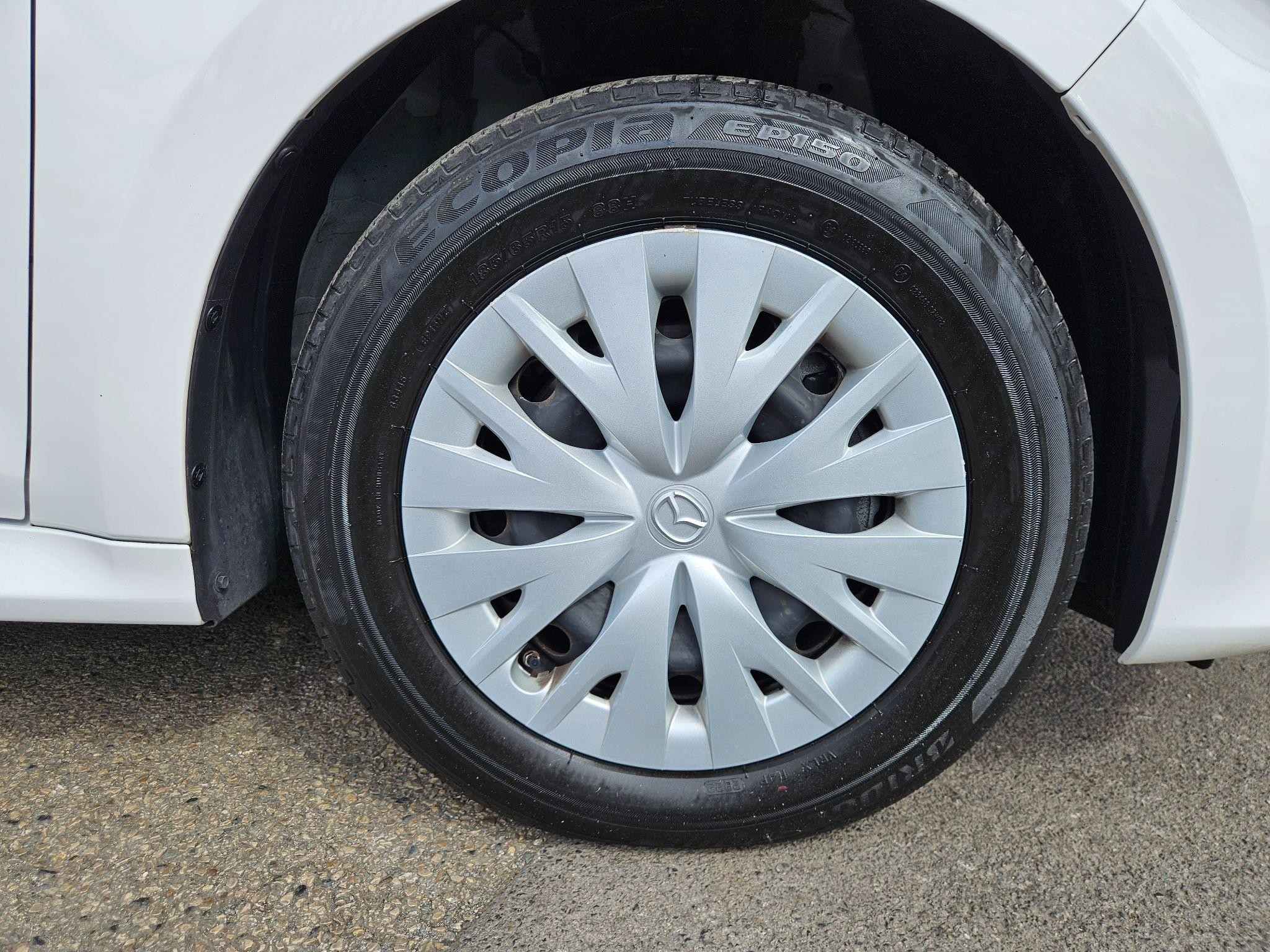 Mazda2 Hybrid Image 9