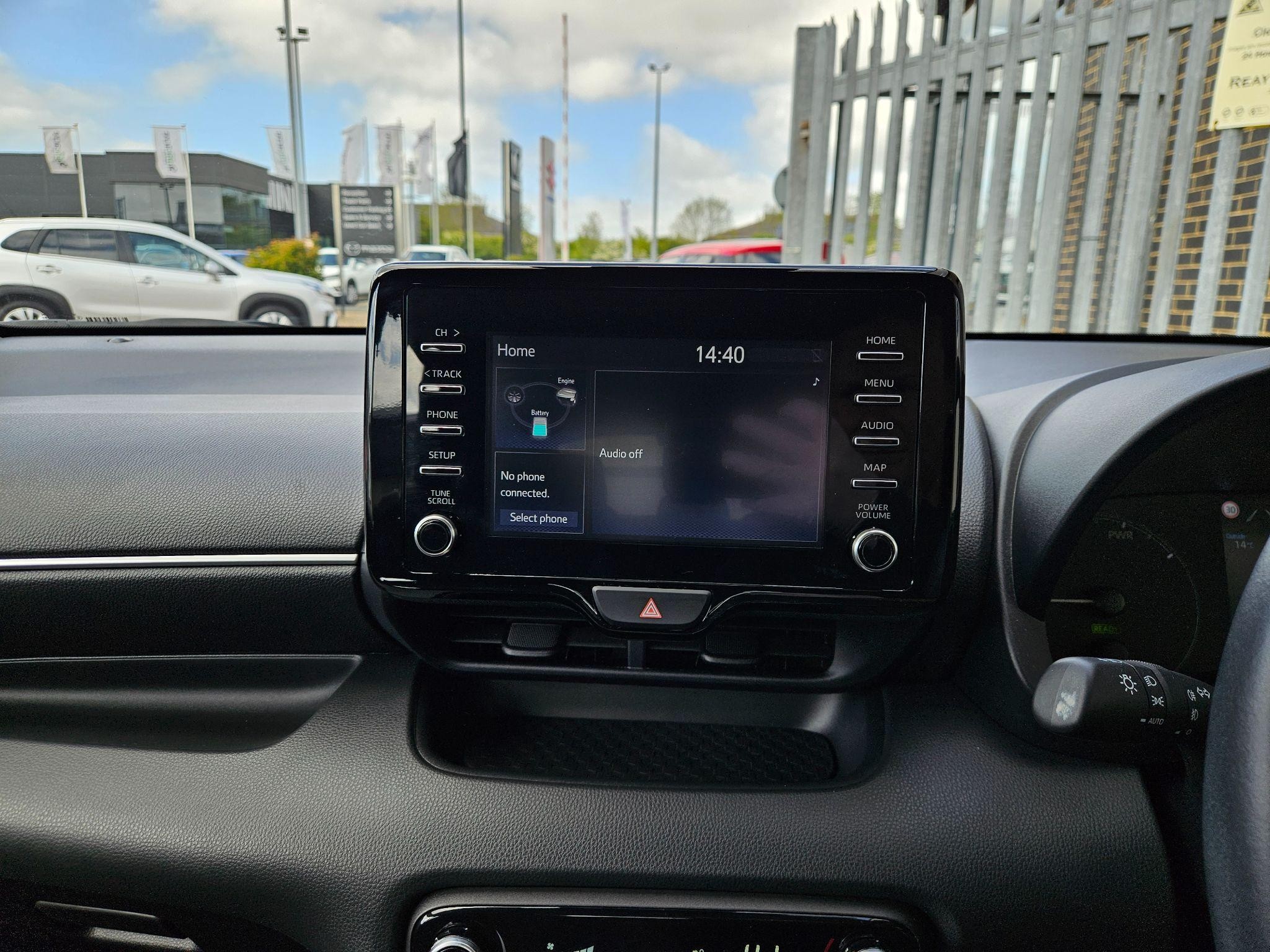 Mazda2 Hybrid Image 16