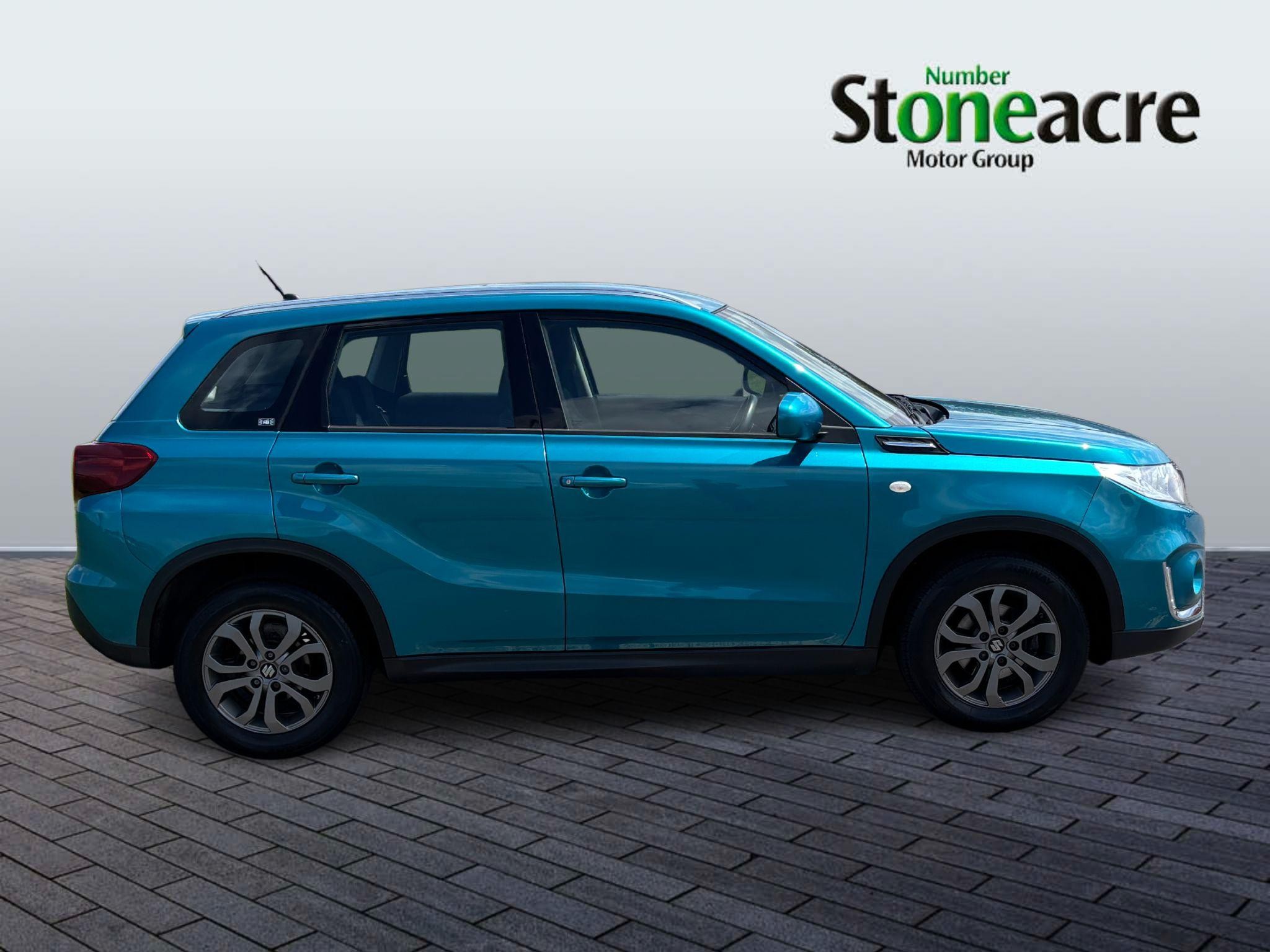 Suzuki Vitara Image 9