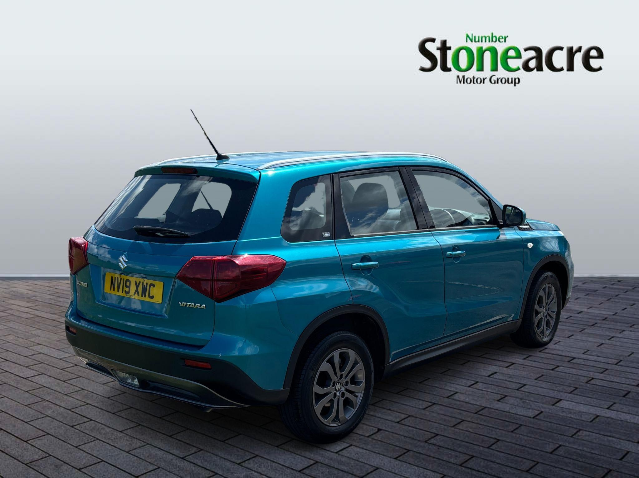 Suzuki Vitara Image 10