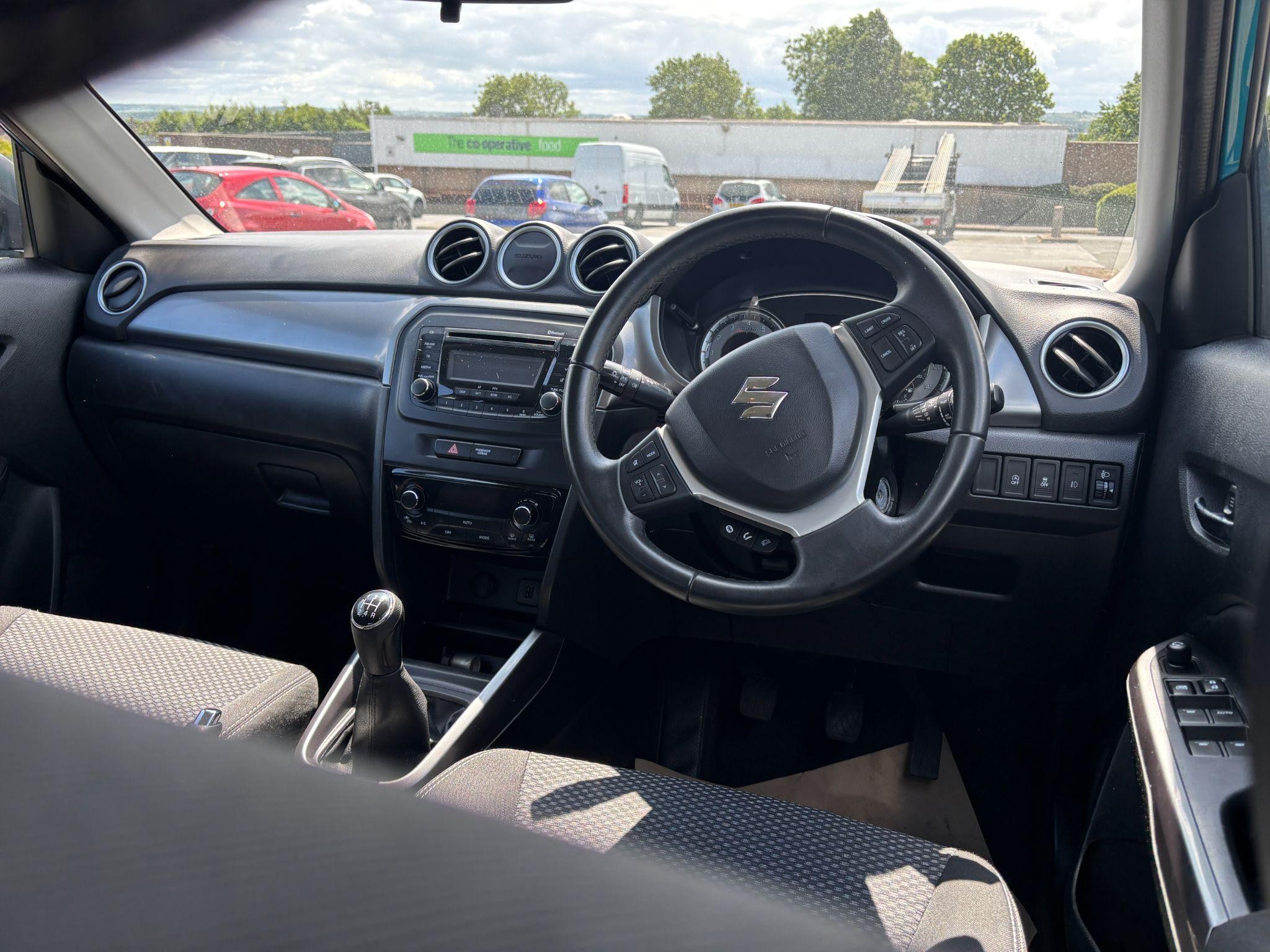 Suzuki Vitara Image 13