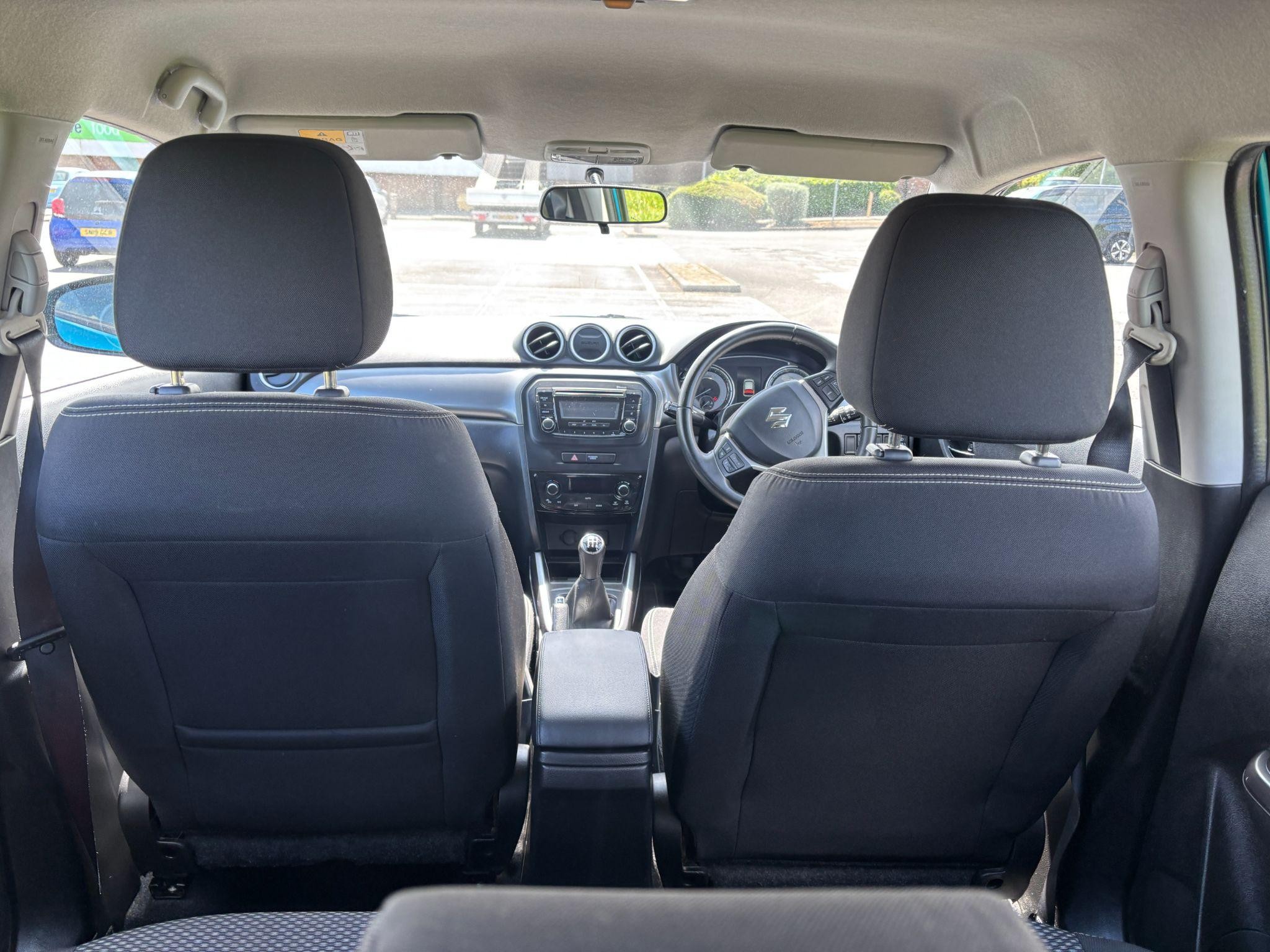 Suzuki Vitara Image 20