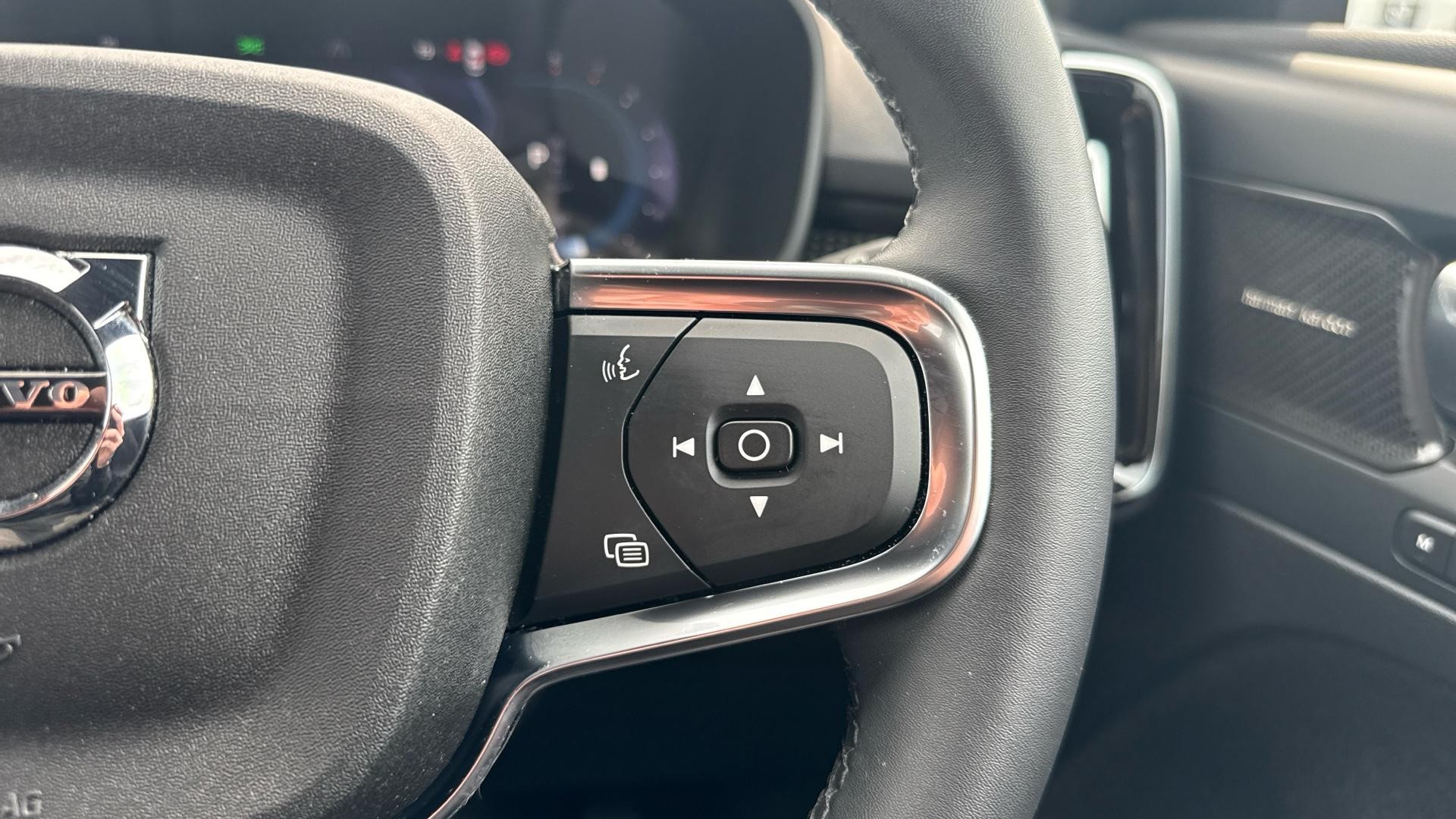 Volvo XC40 Image 17