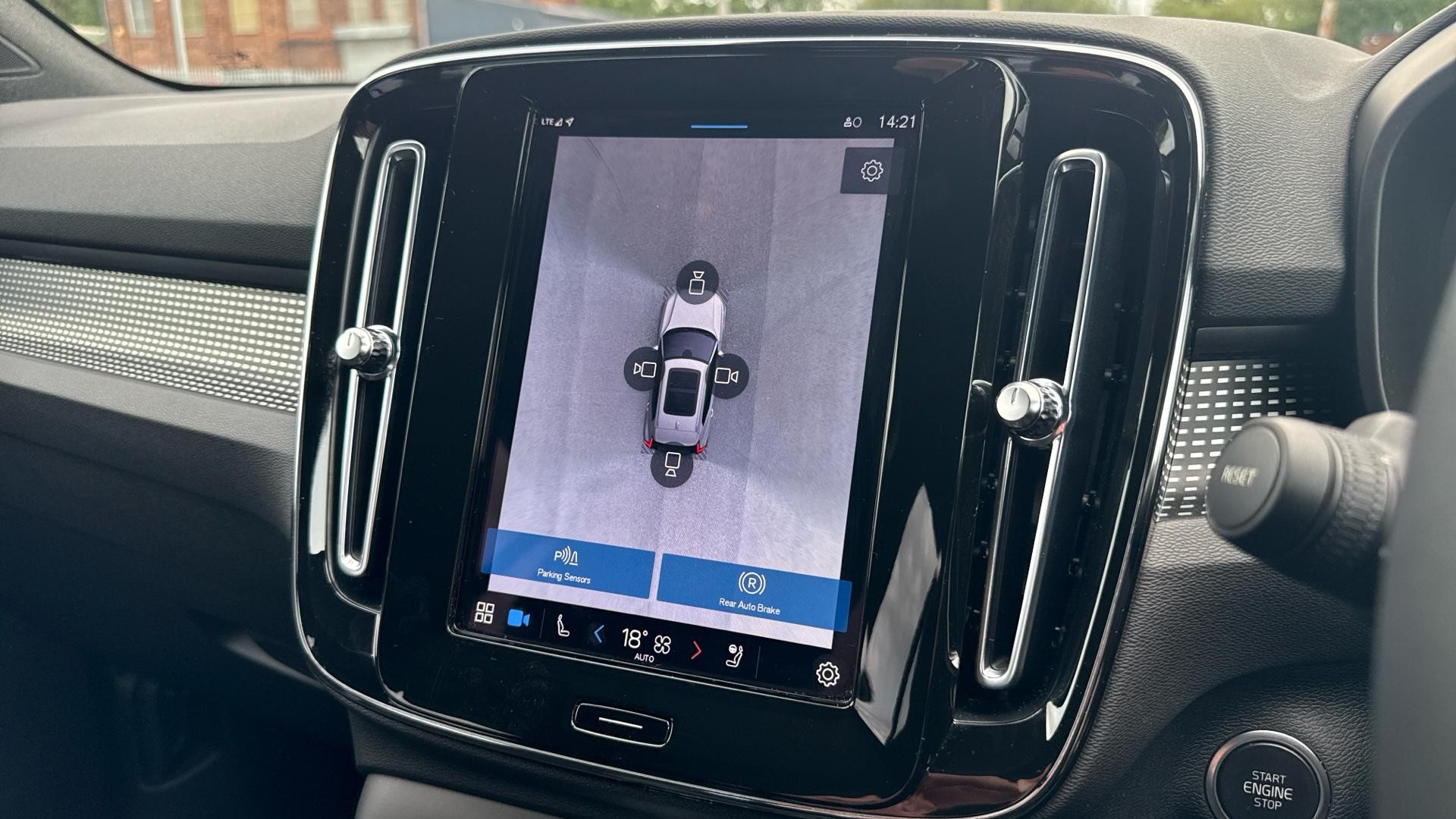 Volvo XC40 Image 29