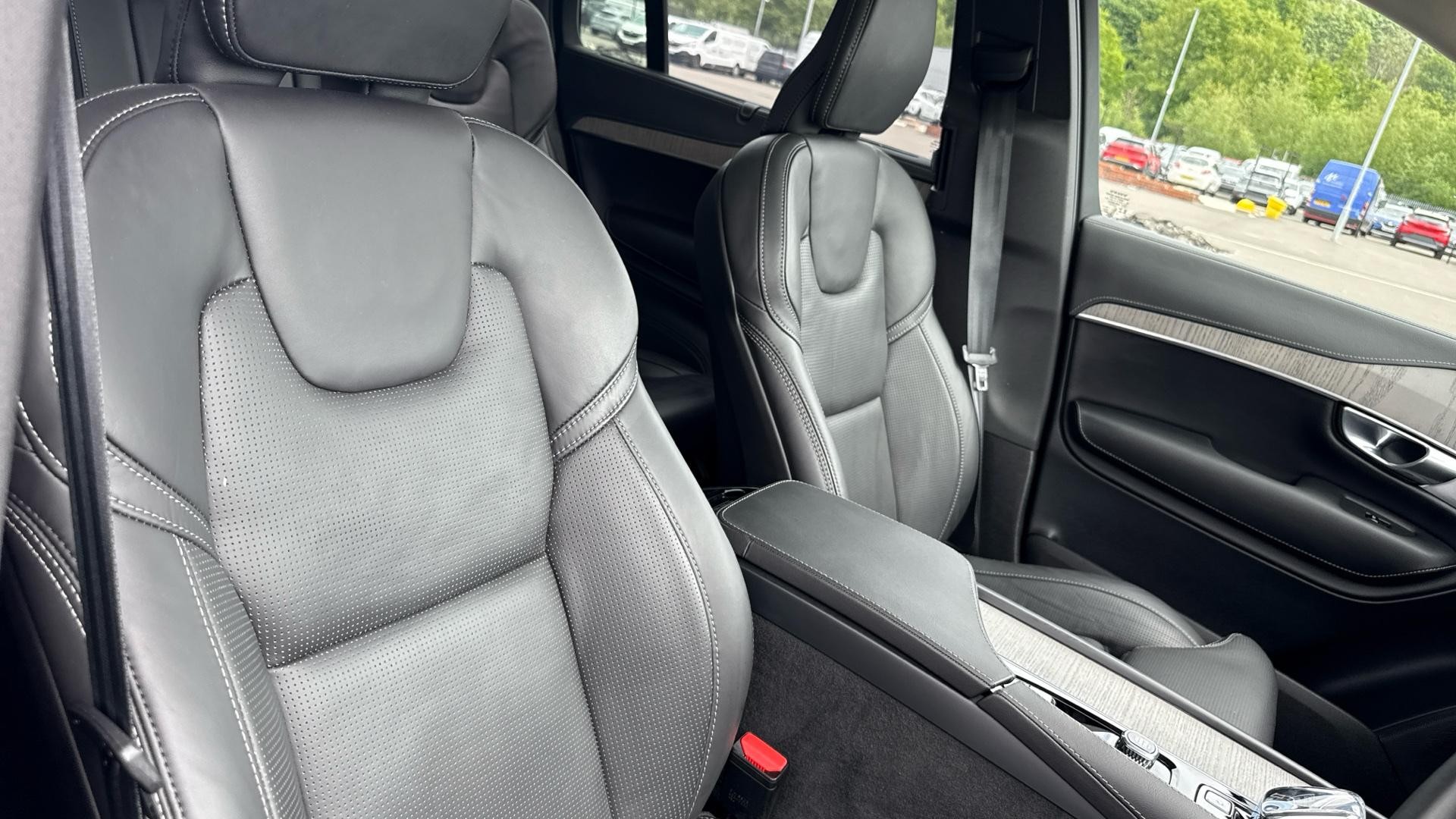 Volvo XC90 Image 13