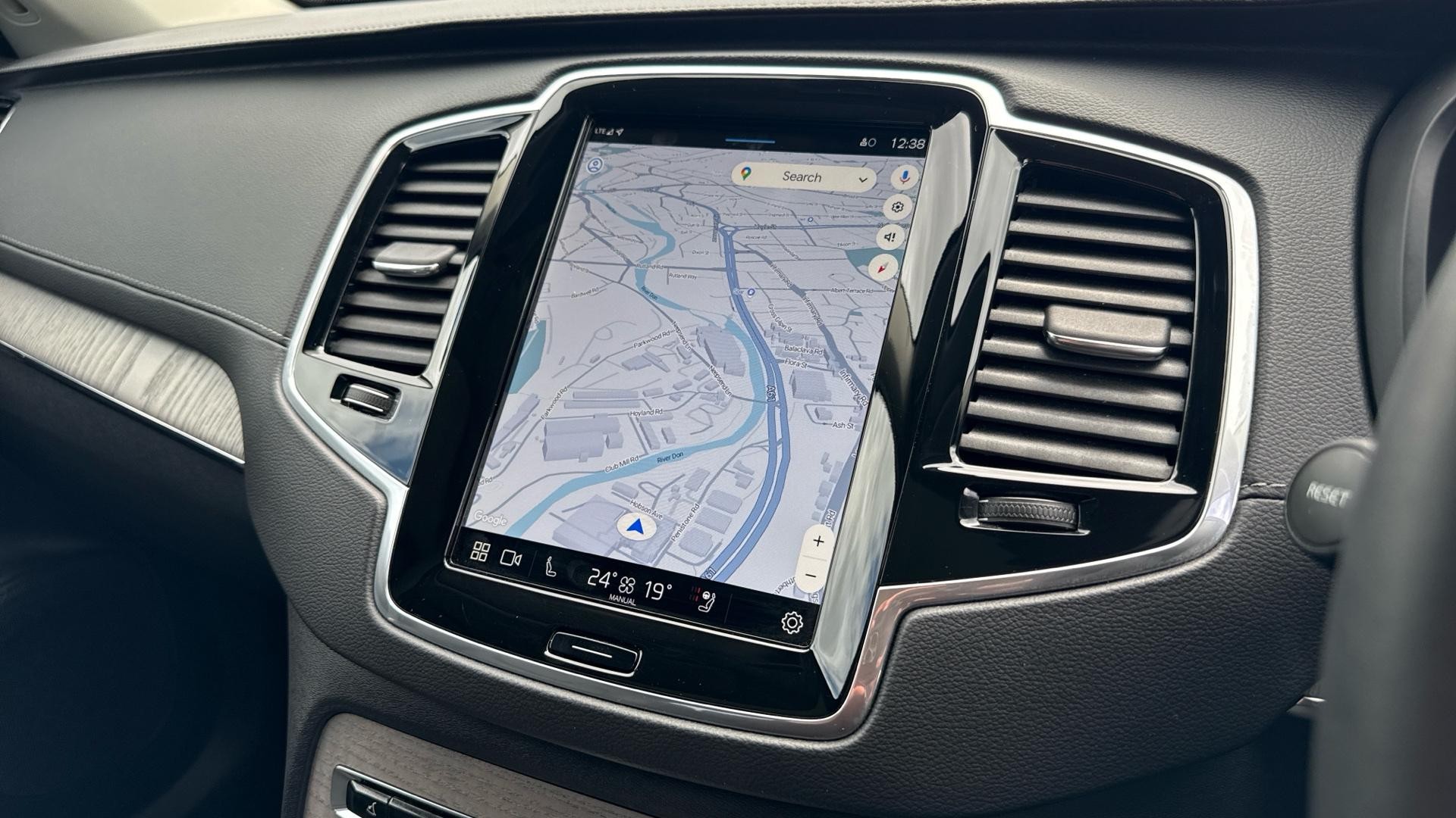 Volvo XC90 Image 22