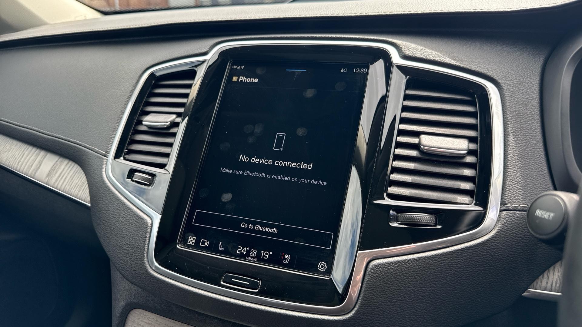 Volvo XC90 Image 25