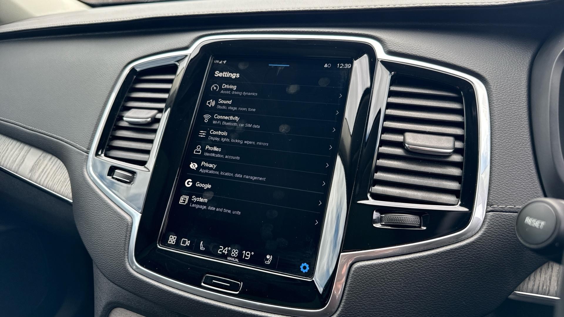 Volvo XC90 Image 29