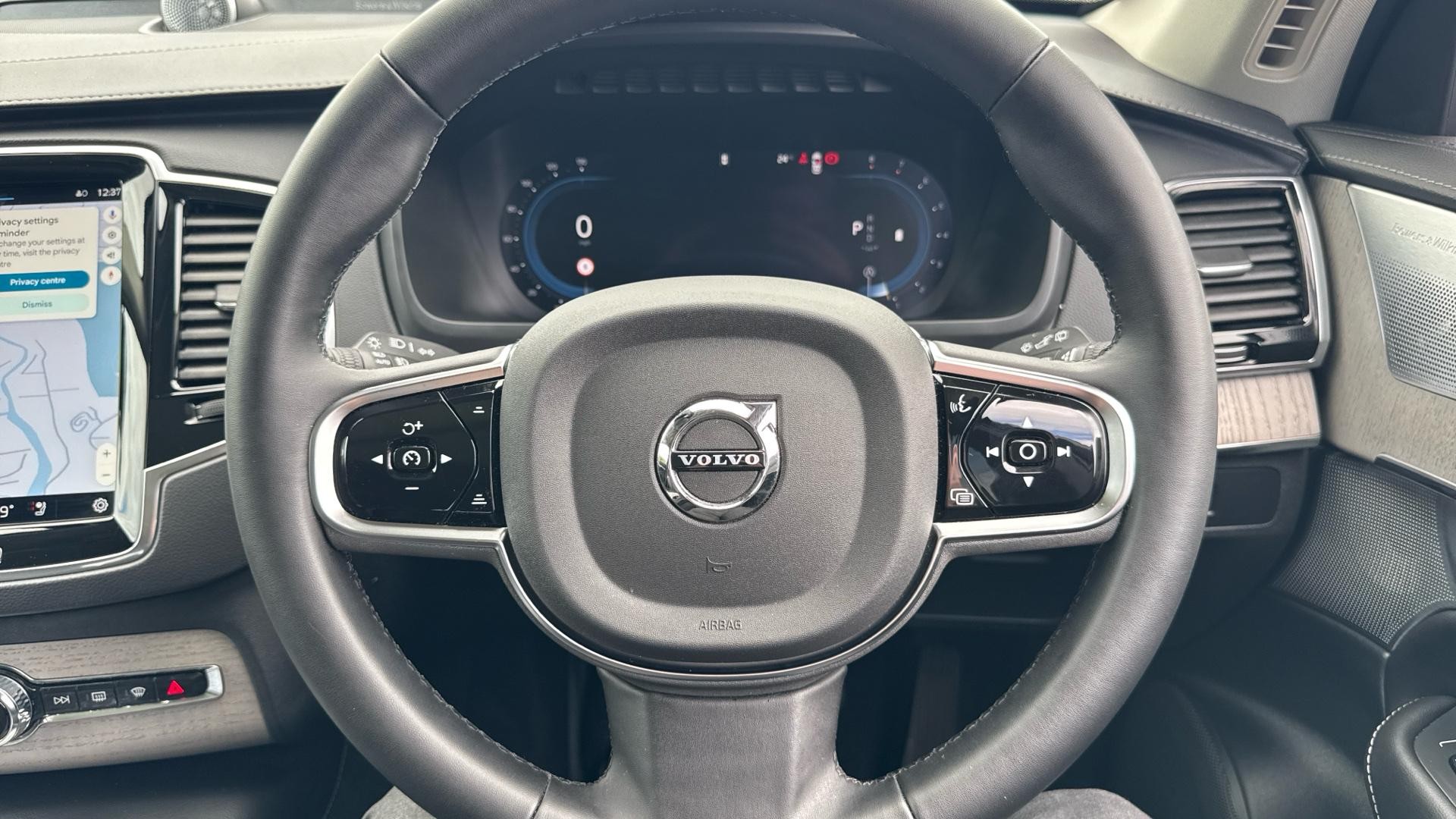 Volvo XC90 Image 39