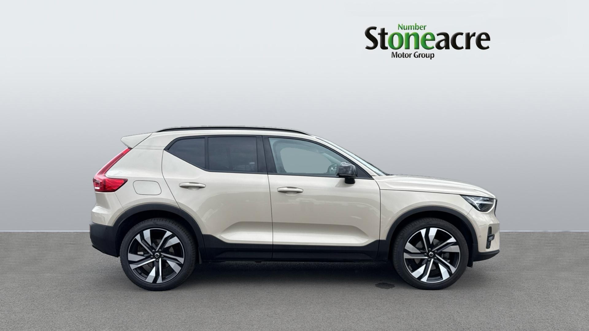 Volvo XC40 Image 3