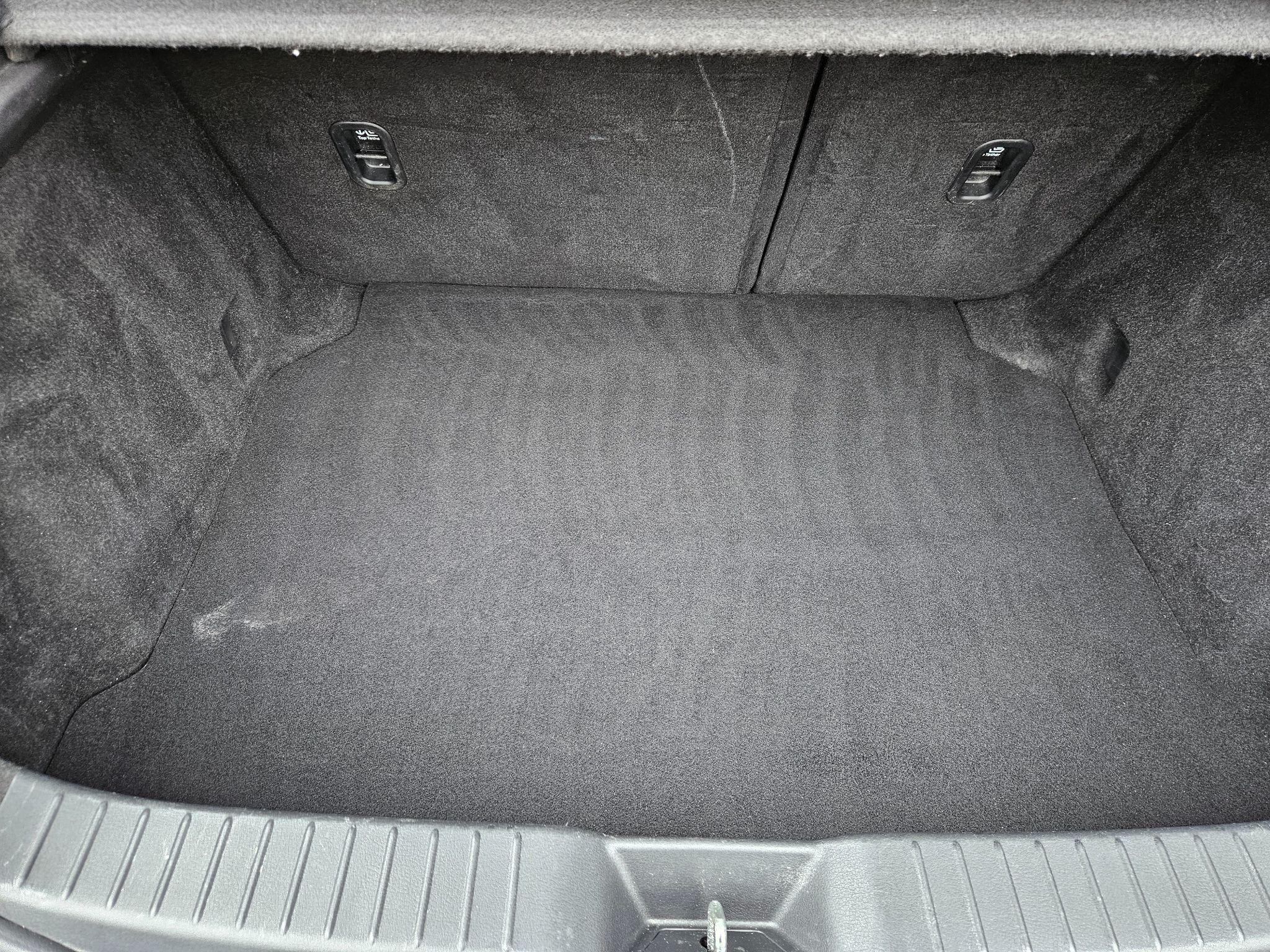 Mazda3 Image 10
